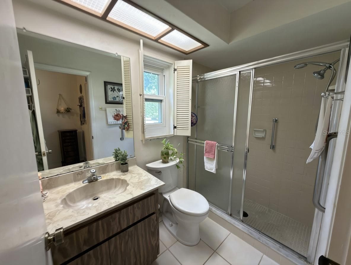Single Family Residence at 1382 GLENGARRY DR, PALM HARBOR, photo 11 of 40