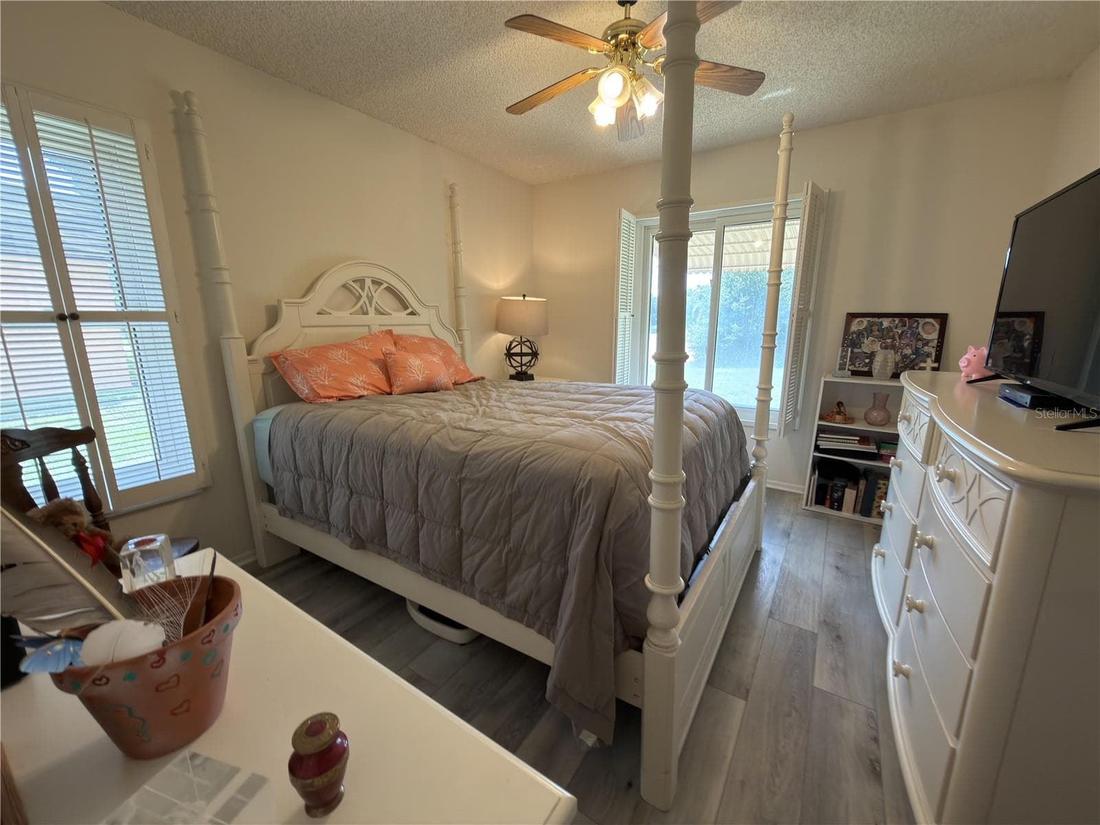 Single Family Residence at 1382 GLENGARRY DR, PALM HARBOR, photo 18 of 40