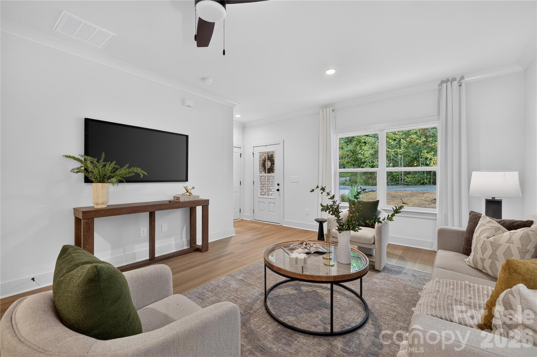 Single Family Residence at 9000 Pinenoll Lane, Charlotte, photo 7 of 30