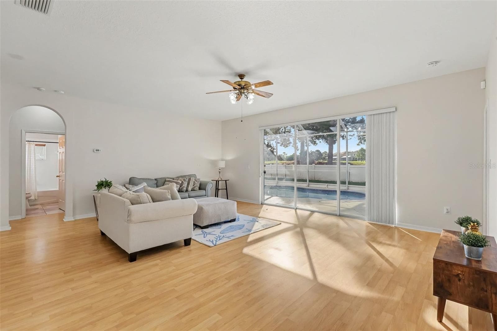 Single Family Residence at 10905 HOFFNER EDGE DR, RIVERVIEW, photo 8 of 33