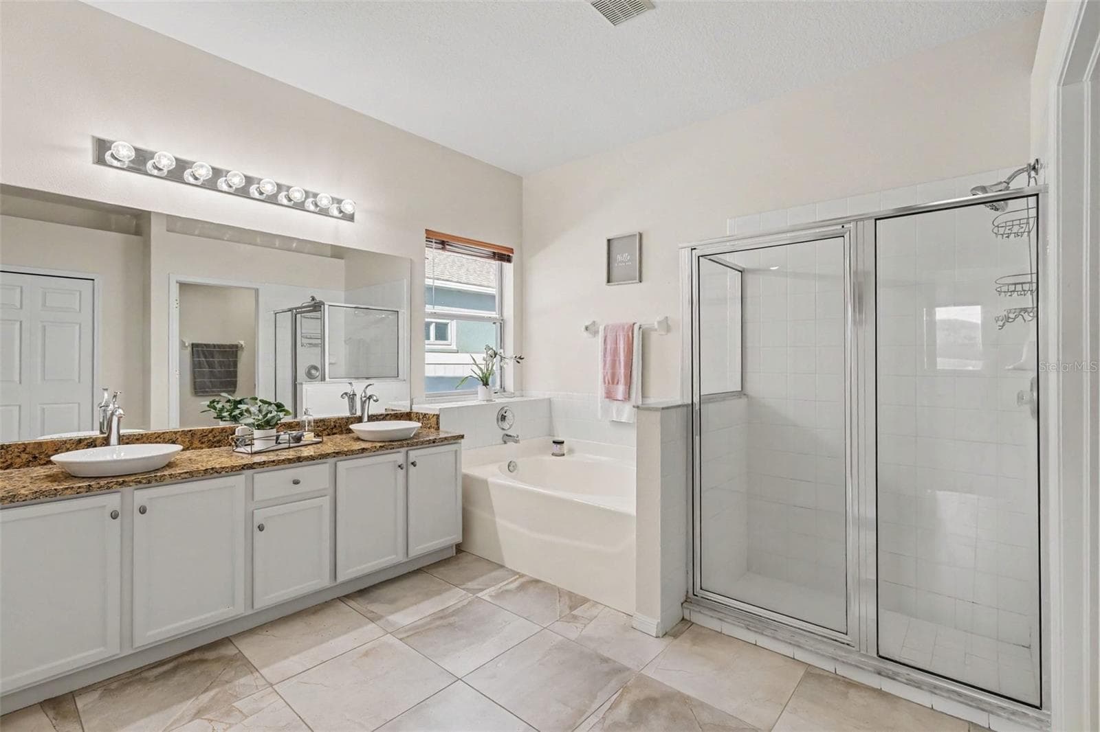 Single Family Residence at 10905 HOFFNER EDGE DR, RIVERVIEW, photo 12 of 33