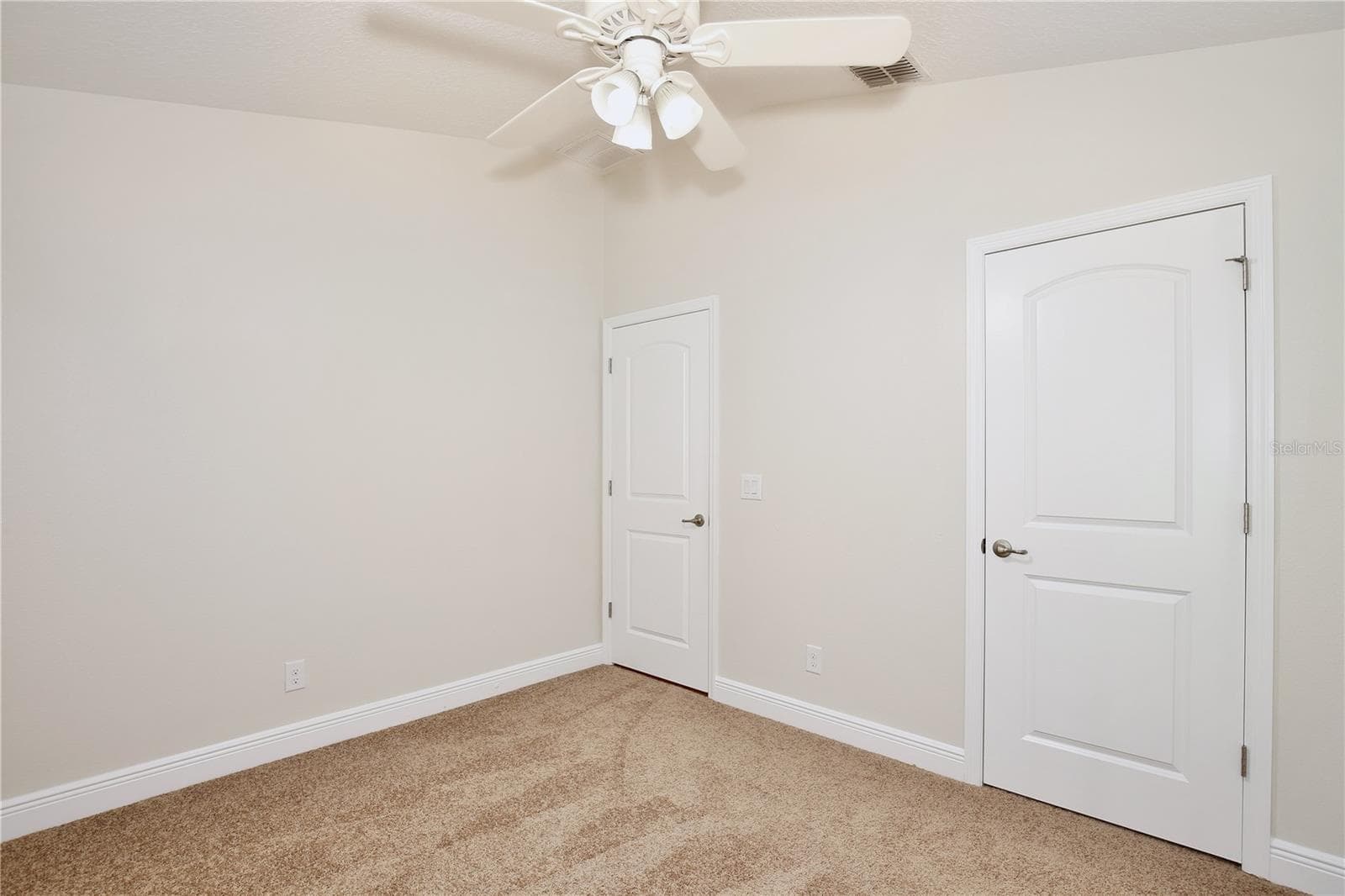 Single Family Residence at 942 WILLOW OAK LOOP, MINNEOLA, photo 34 of 42