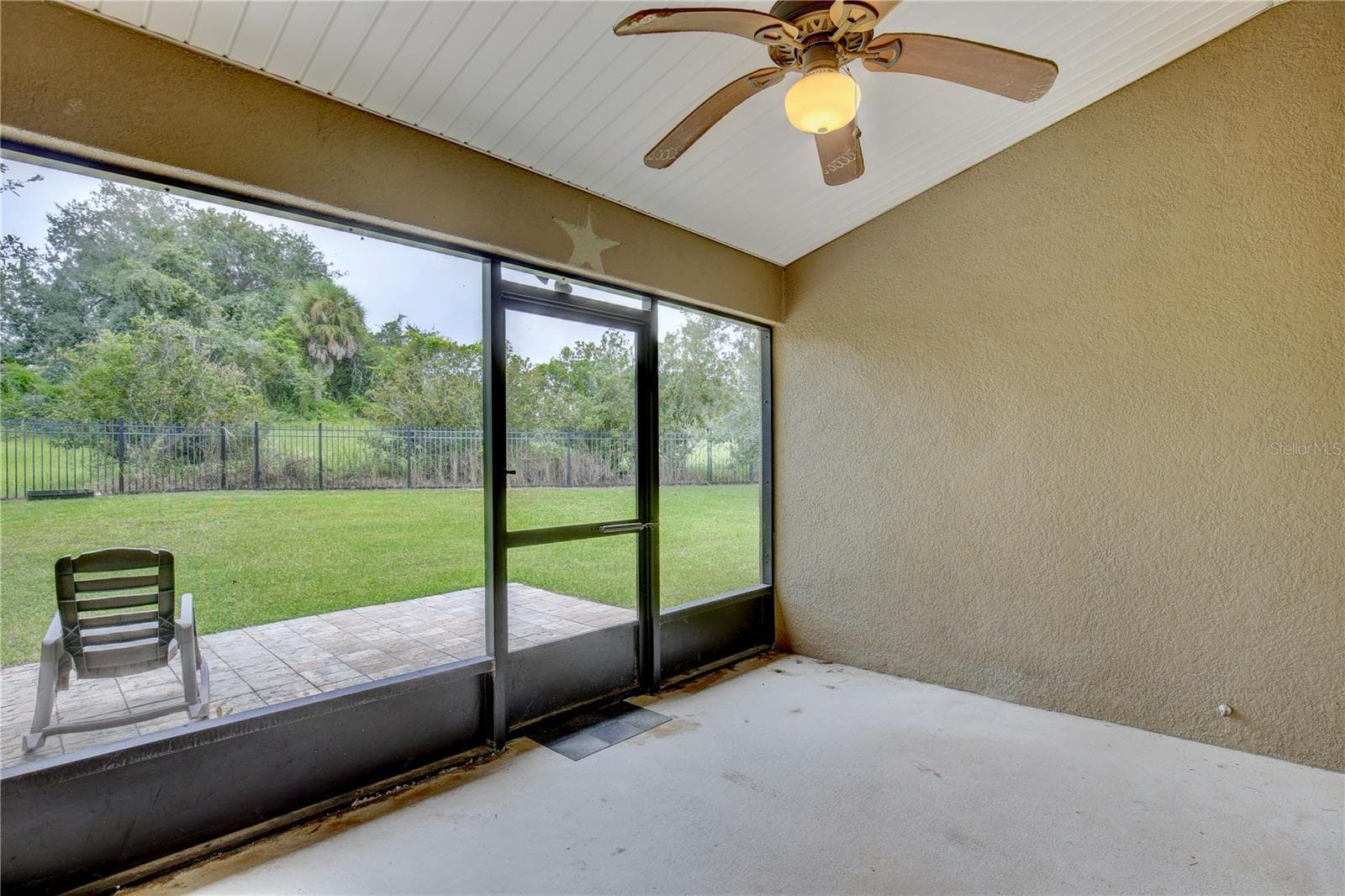 Single Family Residence at 942 WILLOW OAK LOOP, MINNEOLA, photo 38 of 42