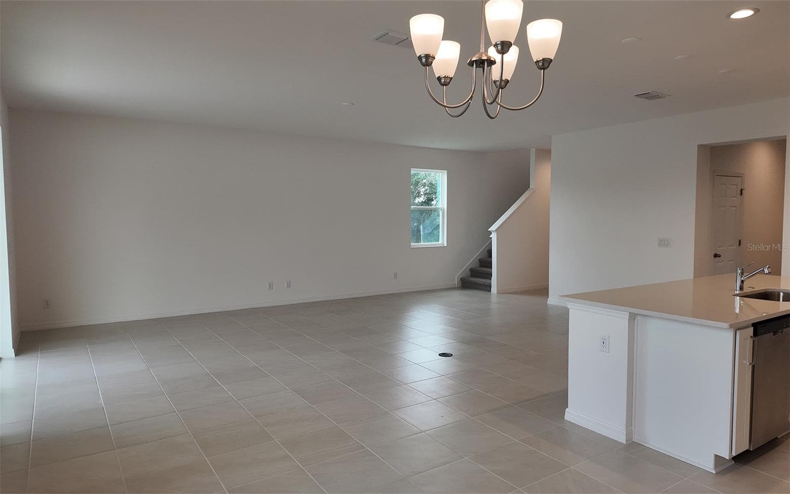 Single Family Residence at 6888 SPANISH IMPERIAL ST, HOWEY IN THE HILLS, photo 11 of 26