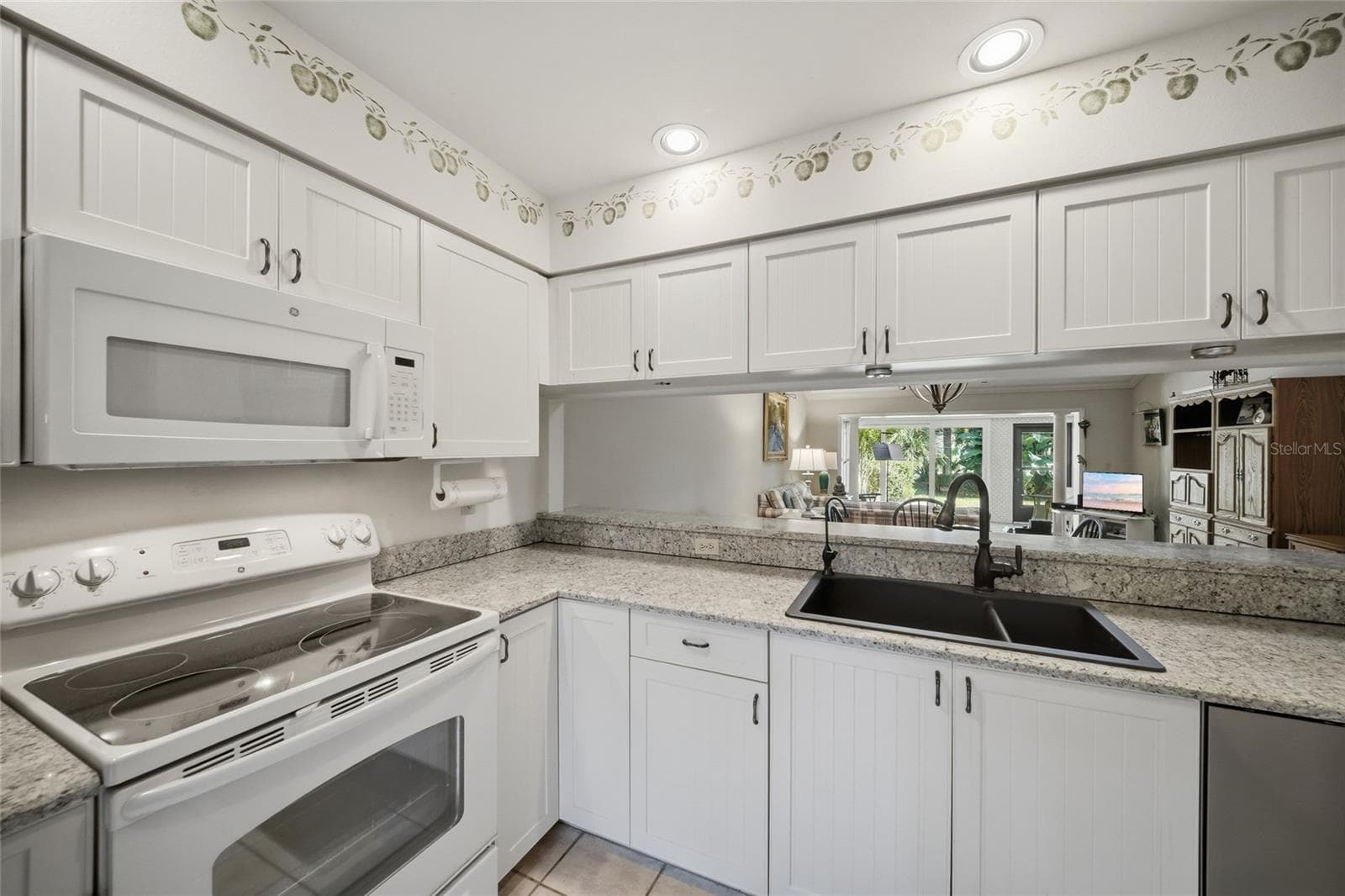 Kitchen - 3266 SANDLEHEATH #51, SARASOTA