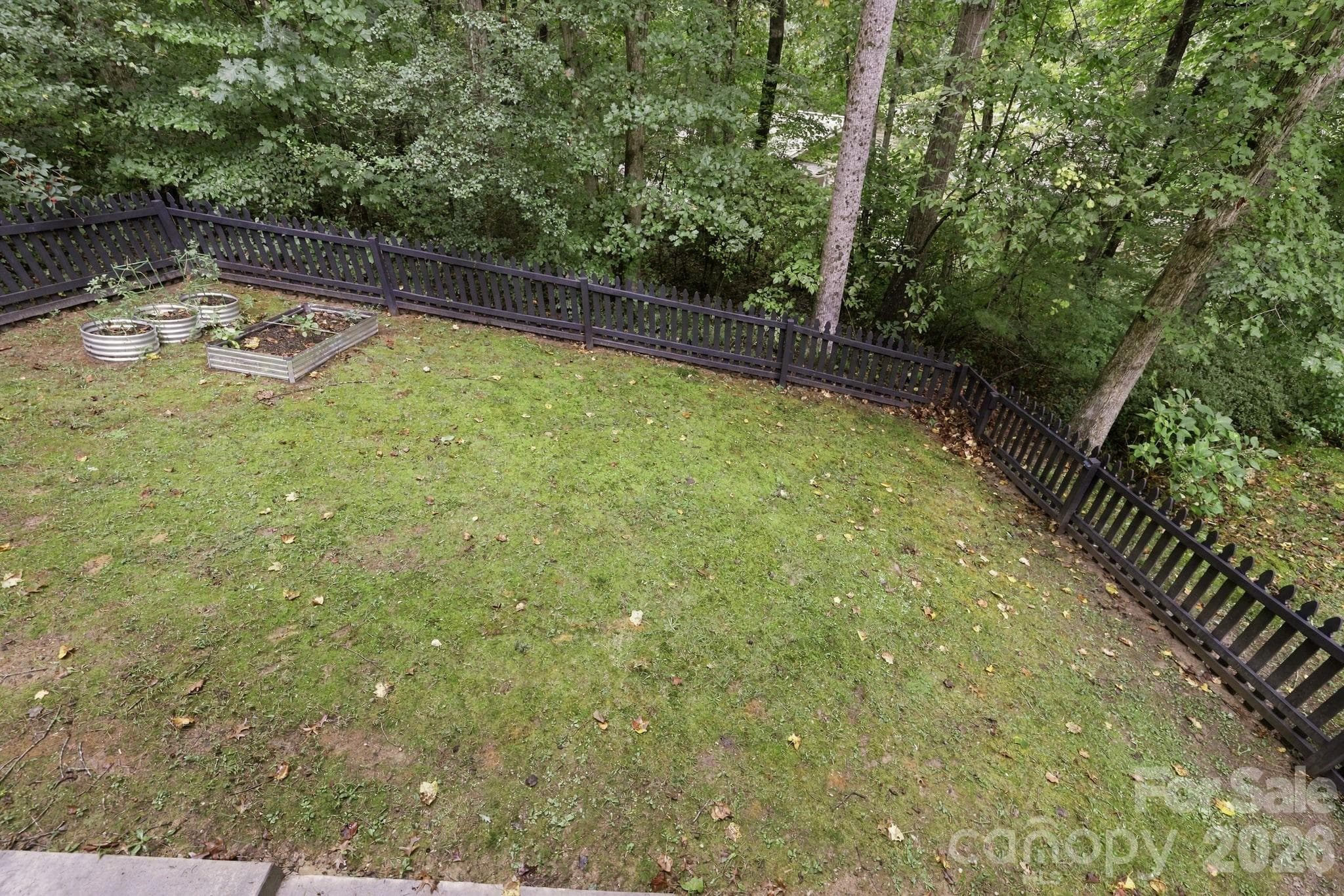 Single Family Residence at 176 Sweetwater Hills Drive, Hendersonville, photo 8 of 48