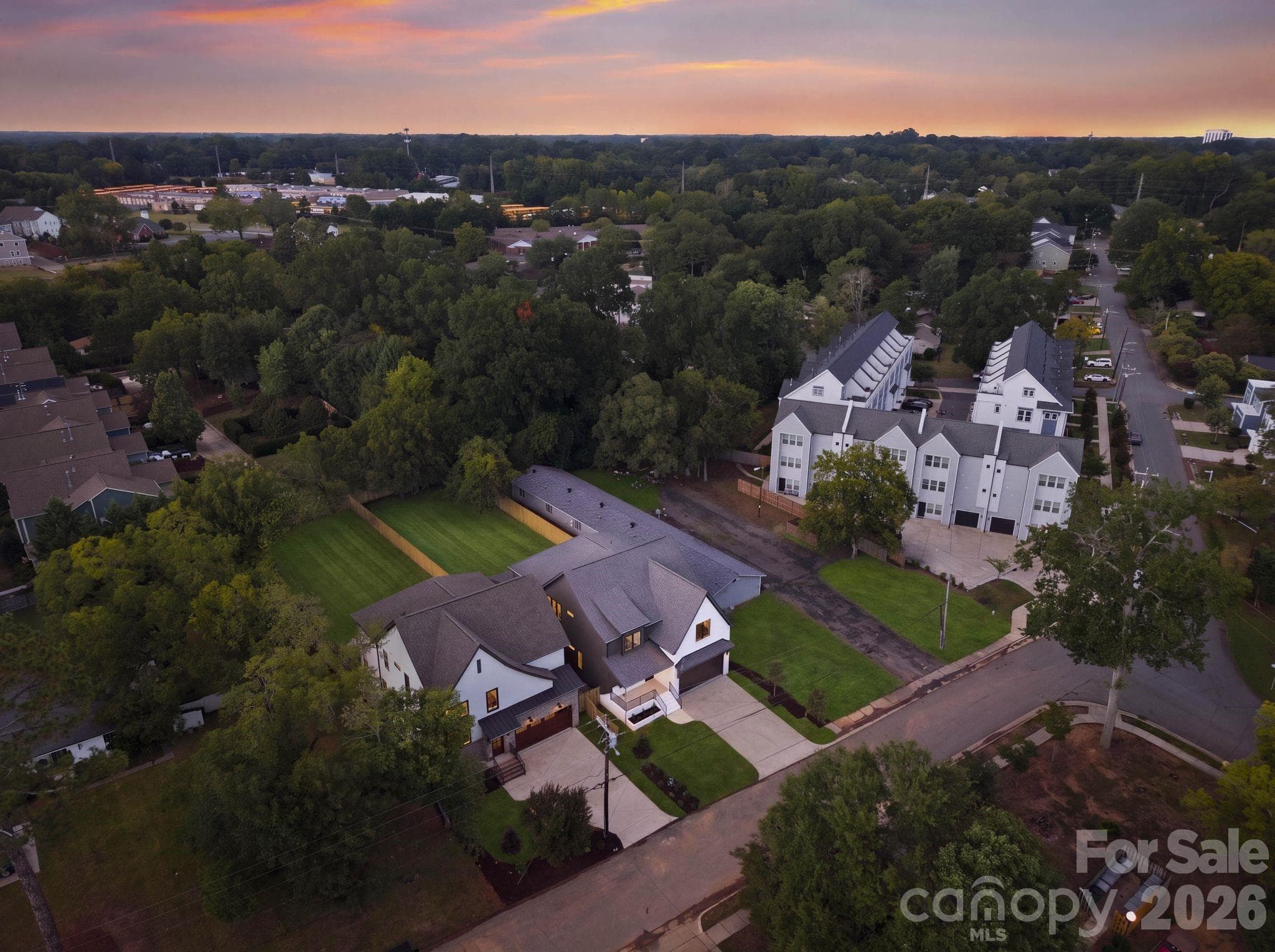 Aerial view - 1117 Lomax Avenue, Charlotte