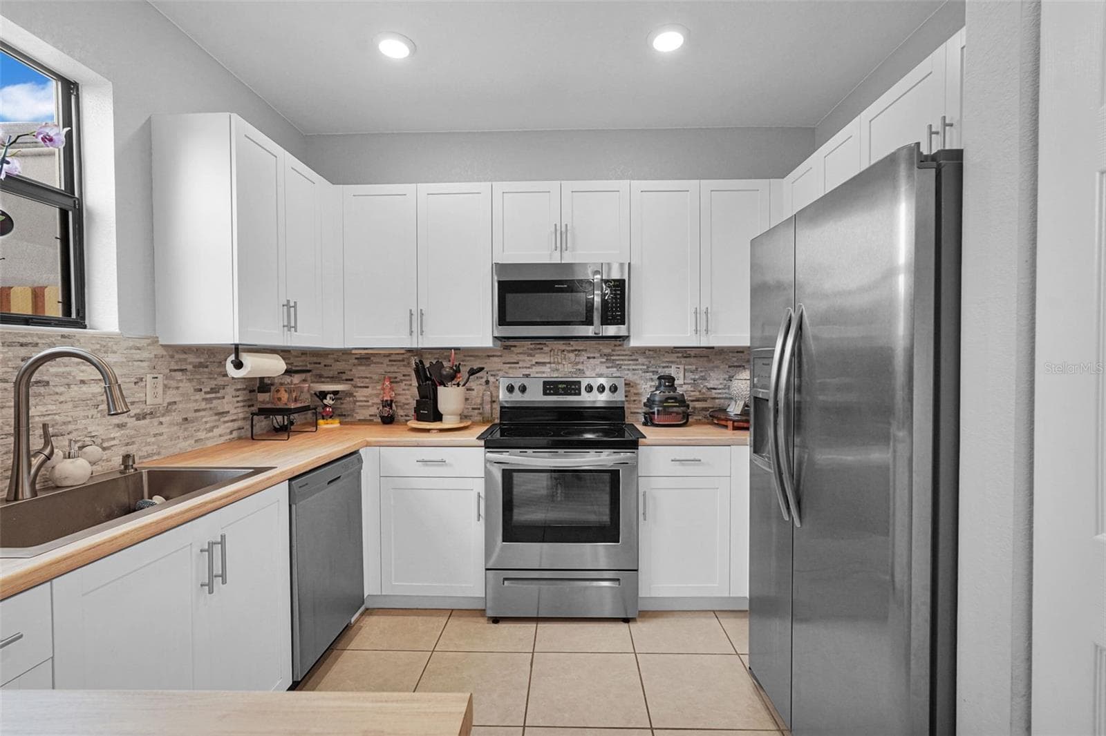 Townhouse at 12713 SW 229TH TER, MIAMI, photo 10 of 29
