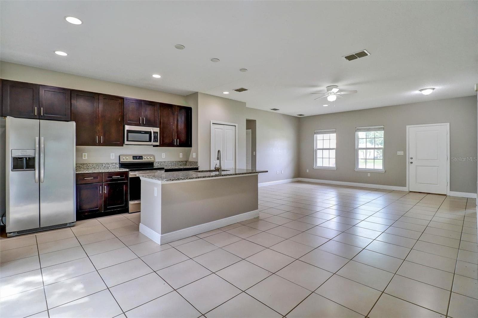 Single Family Residence at 528 FINCH LN, POINCIANA, photo 3 of 18