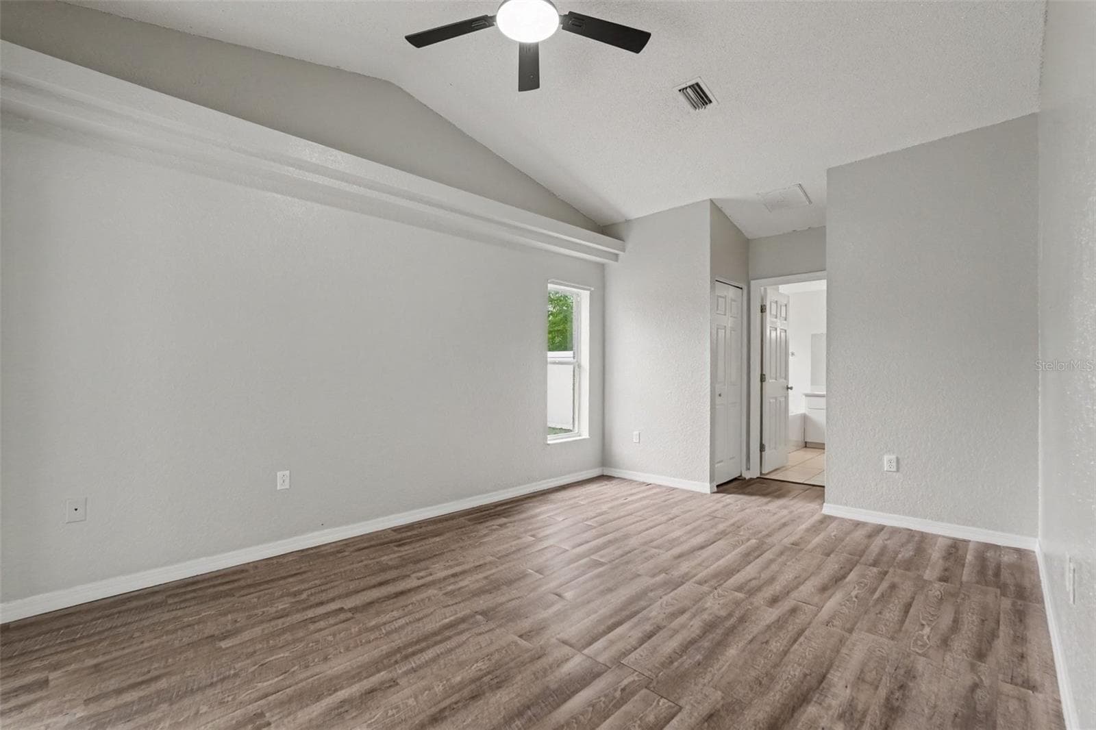 Single Family Residence at 6293 GRAPEWOOD RD, SPRING HILL, photo 17 of 32