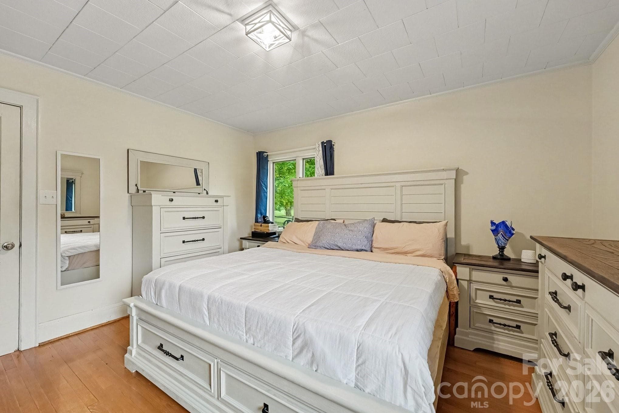 Single Family Residence at 226 Pleasant Hill Drive, Elkin, photo 17 of 46