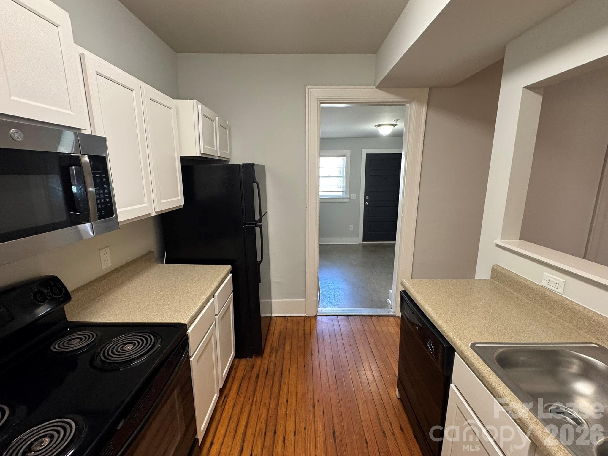 Townhouse at 102 W Second Avenue, Gastonia, photo 2 of 14