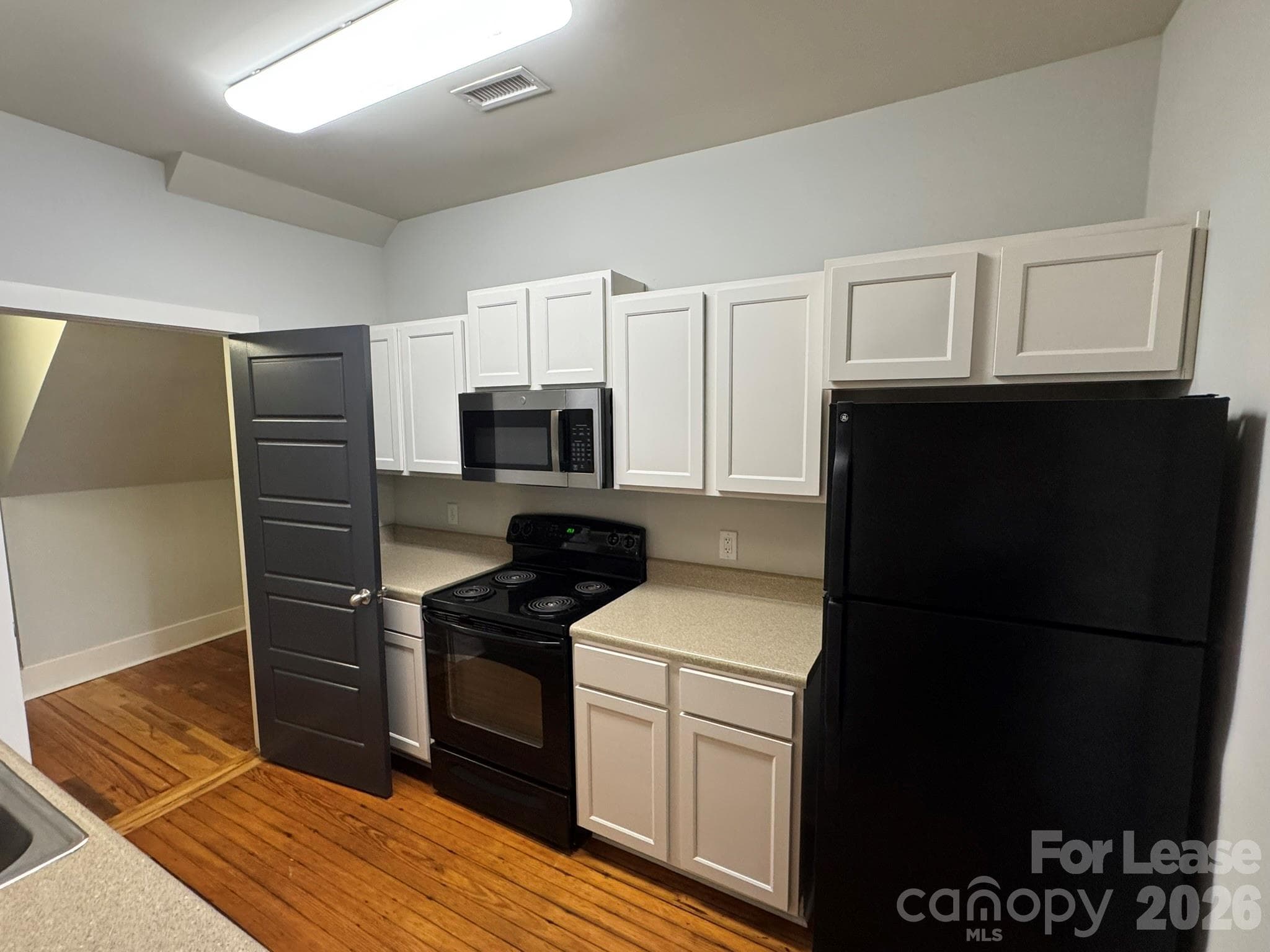 Townhouse at 102 W Second Avenue, Gastonia, photo 3 of 14