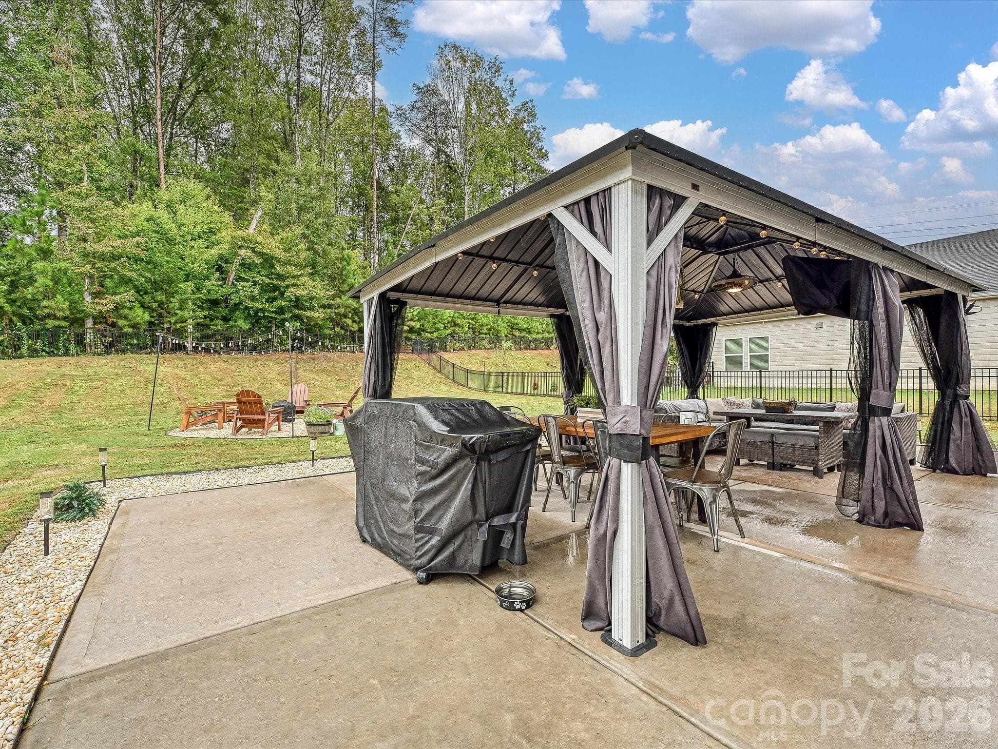 Single Family Residence at 7715 Porrera Street, Charlotte, photo 23 of 37