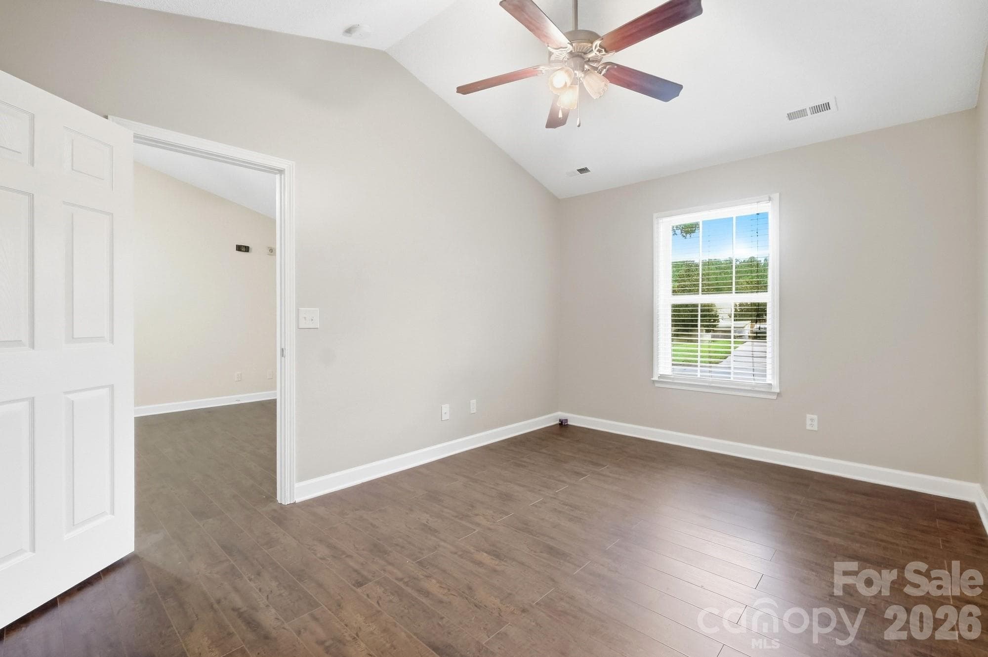 Single Family Residence at 5075 Drake Pond Lane, Rock Hill, photo 14 of 30