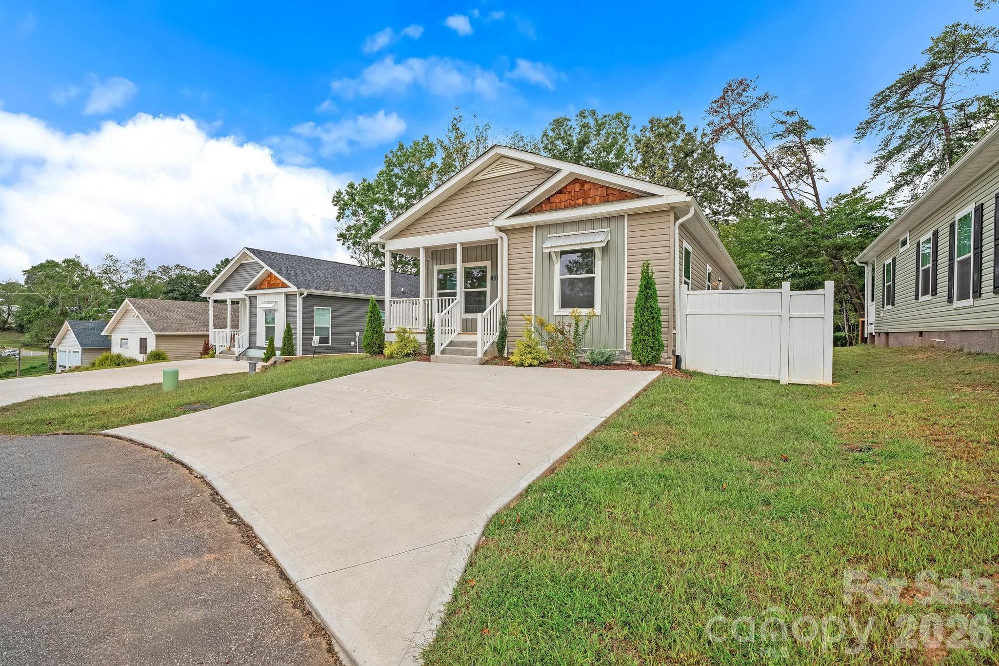 Single Family Residence at 131 Bellamy Road, Asheville, photo 25 of 26