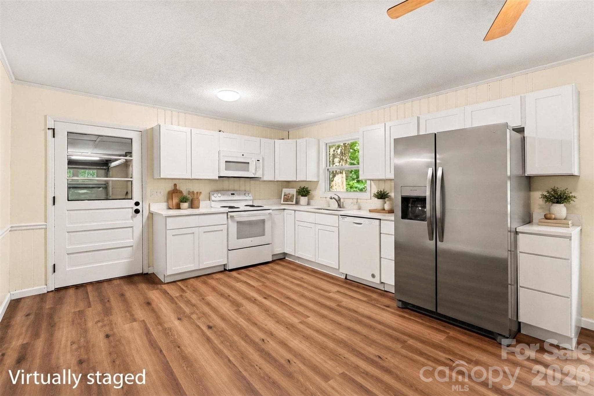 Single Family Residence at 307 Florence Road, Statesville, photo 10 of 43
