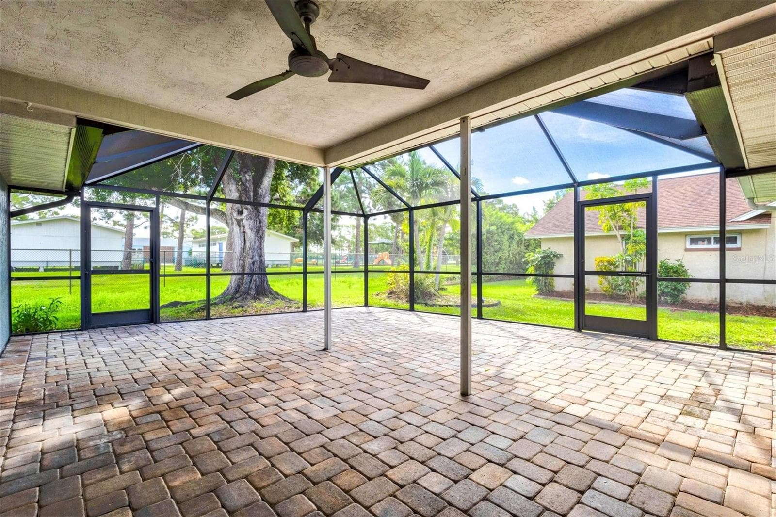 22 x 24 lanai - 7129 QUEEN PALM CIR, SARASOTA