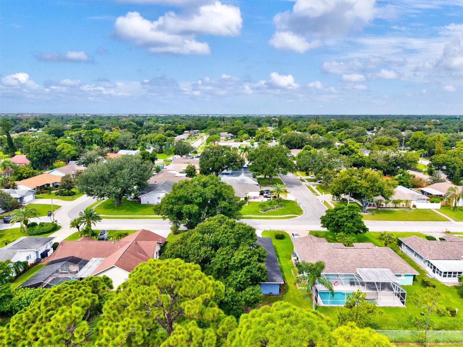 Single Family Residence at 7129 QUEEN PALM CIR, SARASOTA, photo 45 of 47