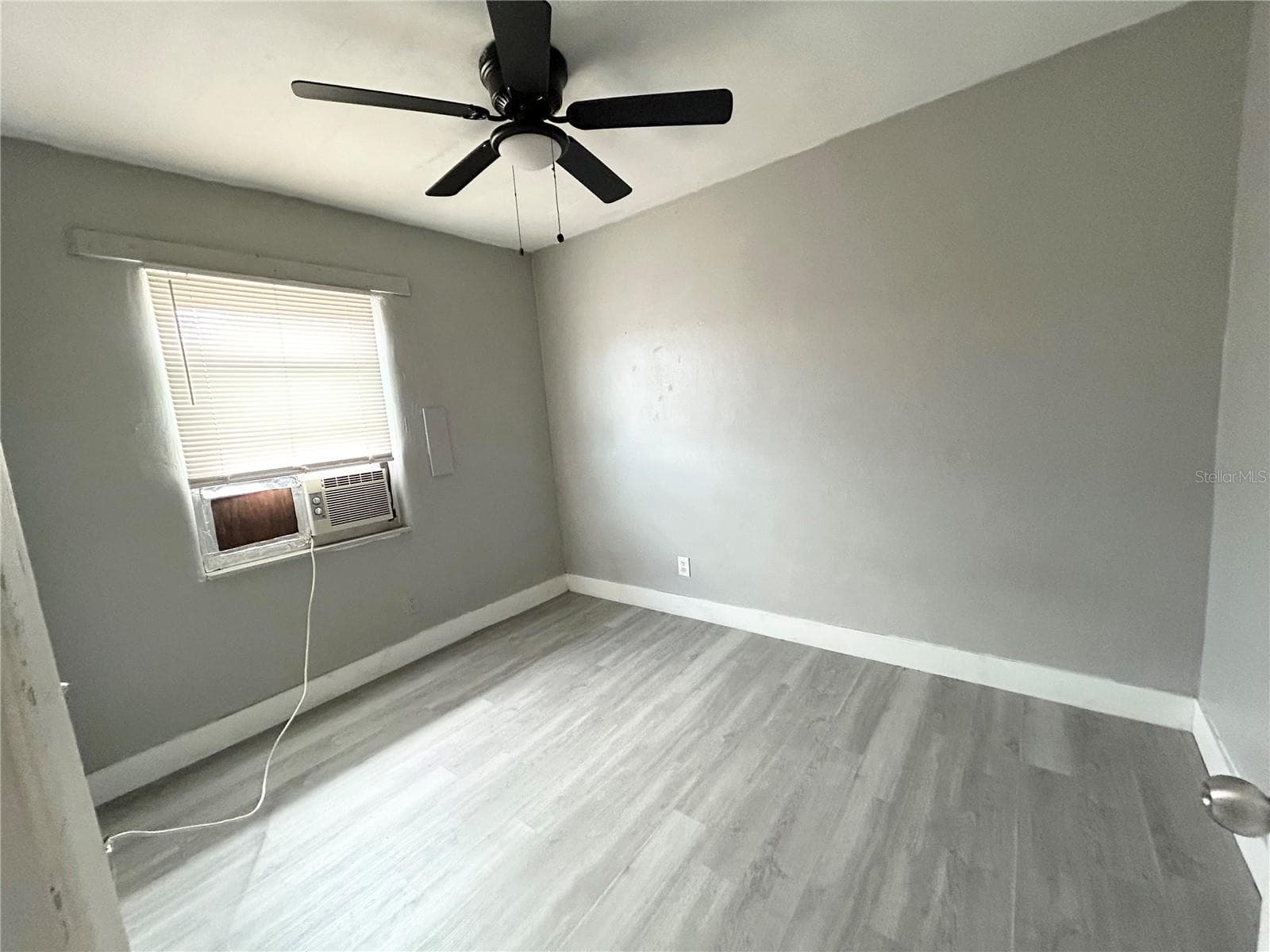 Apartment at 424 N CHARLES ST #07, DAYTONA BEACH, photo 11 of 13