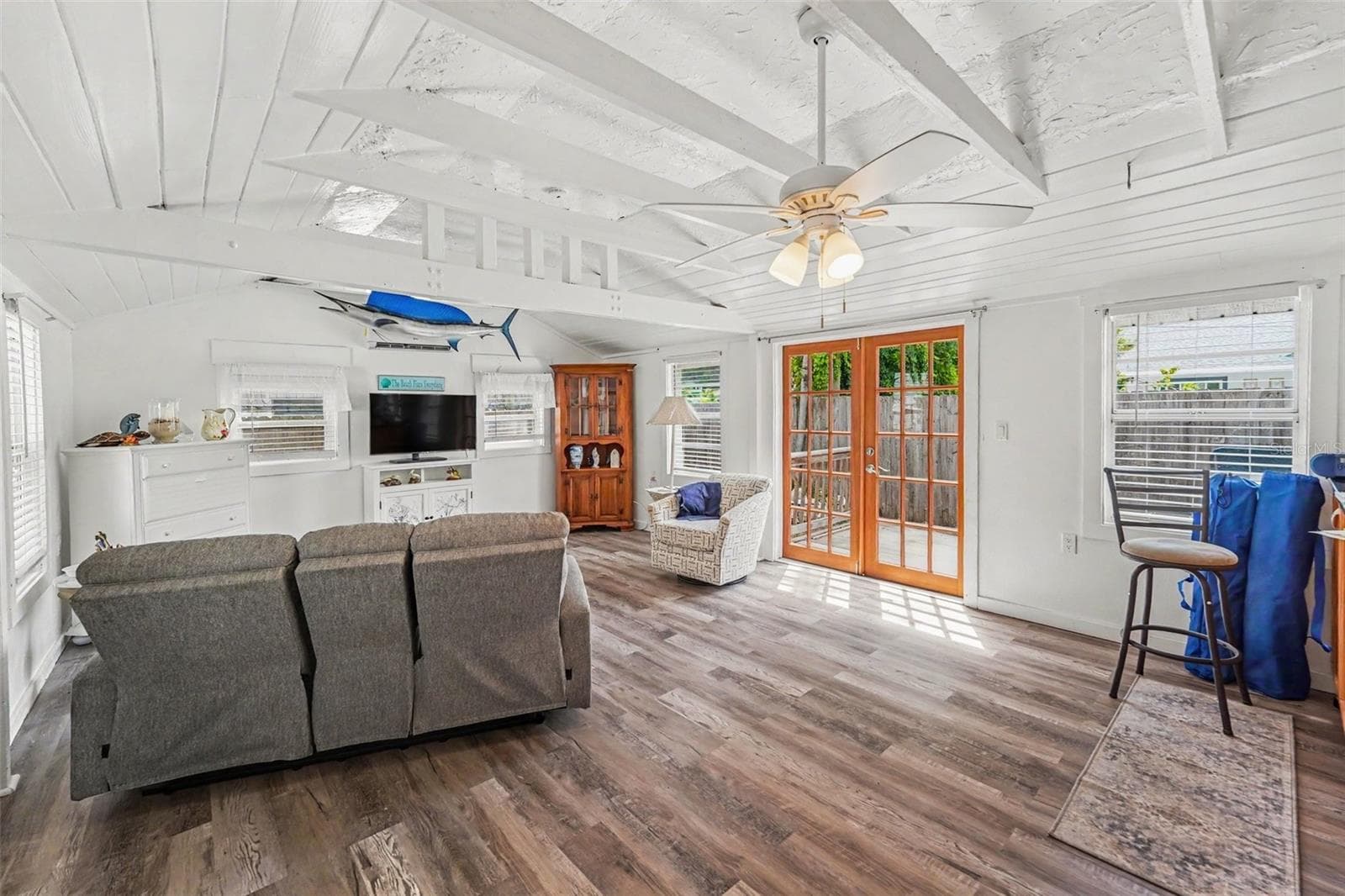 Single Family Residence at 129 94TH AVE, TREASURE ISLAND, photo 8 of 38