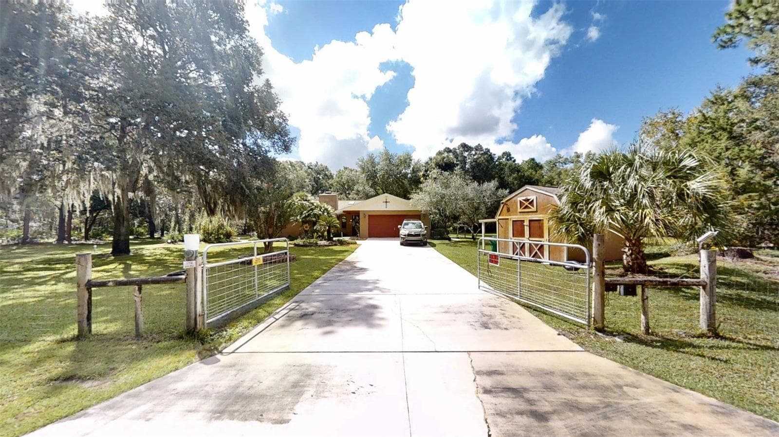 Single Family Residence at 8614 W VARRICCHIO LN, CRYSTAL RIVER, photo 3 of 67