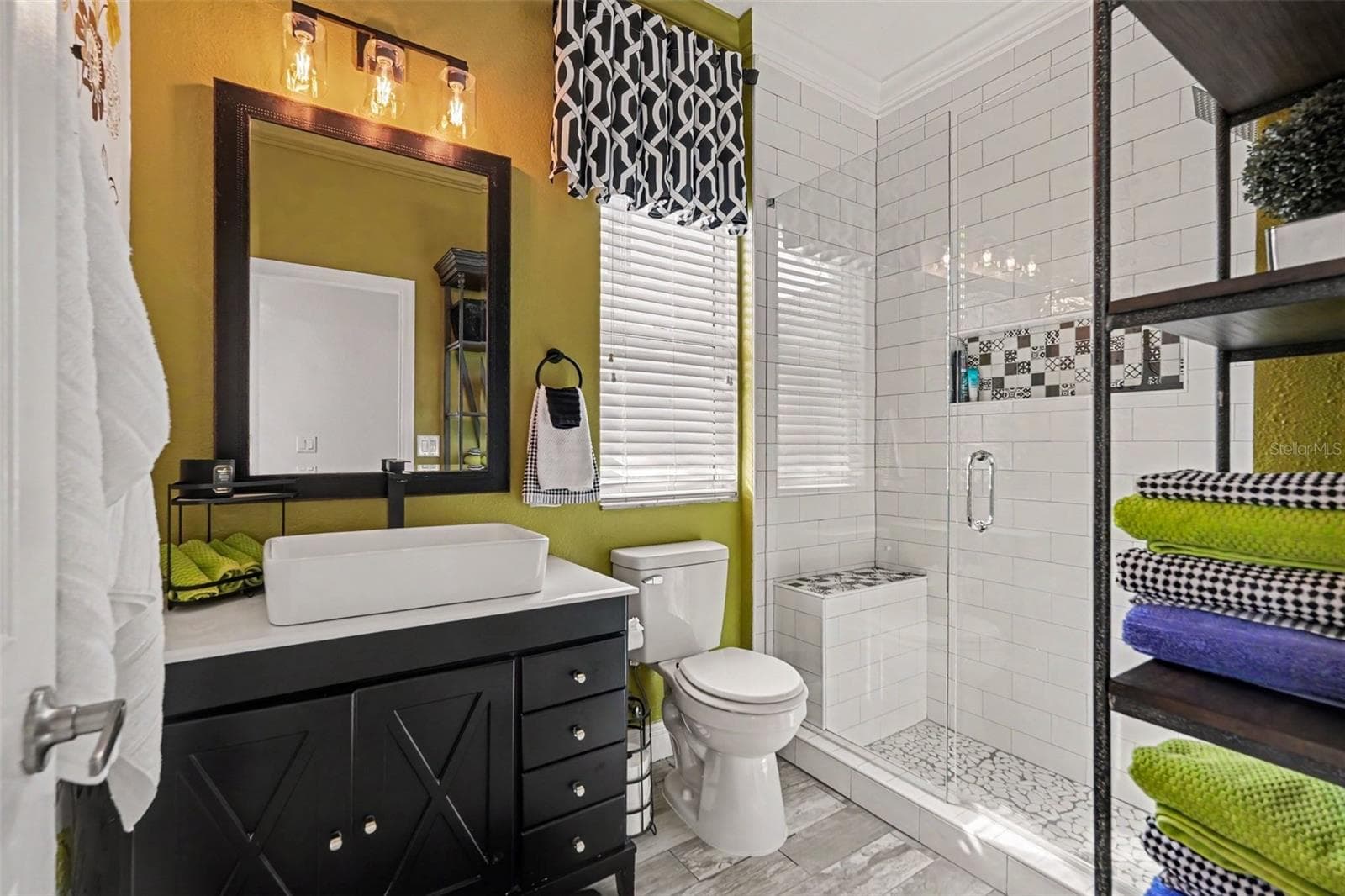 Single Family Residence at 10875 CORY LAKE DR, TAMPA, photo 12 of 37