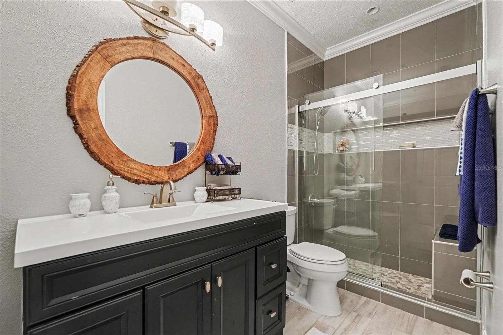 Single Family Residence at 10875 CORY LAKE DR, TAMPA, photo 22 of 37