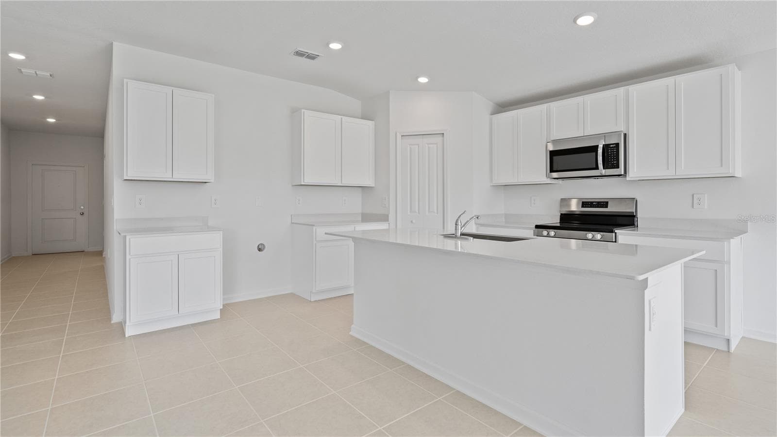 Single Family Residence at 1943 PINE MEADOWS GOLFCOURSE RD, EUSTIS, photo 7 of 22