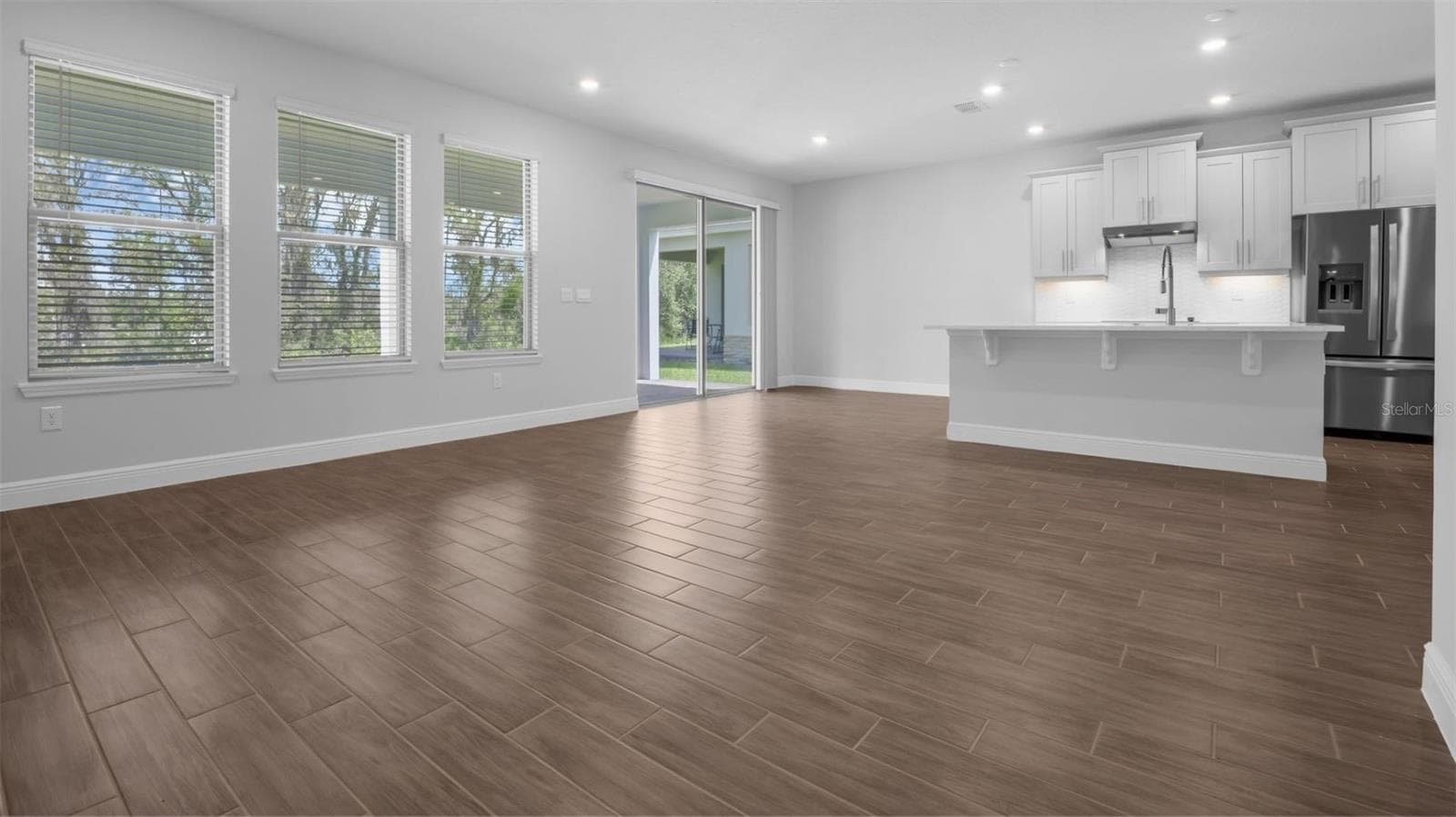 Single Family Residence at 11839 SHINE VIEW LN, WINTER GARDEN, photo 8 of 59
