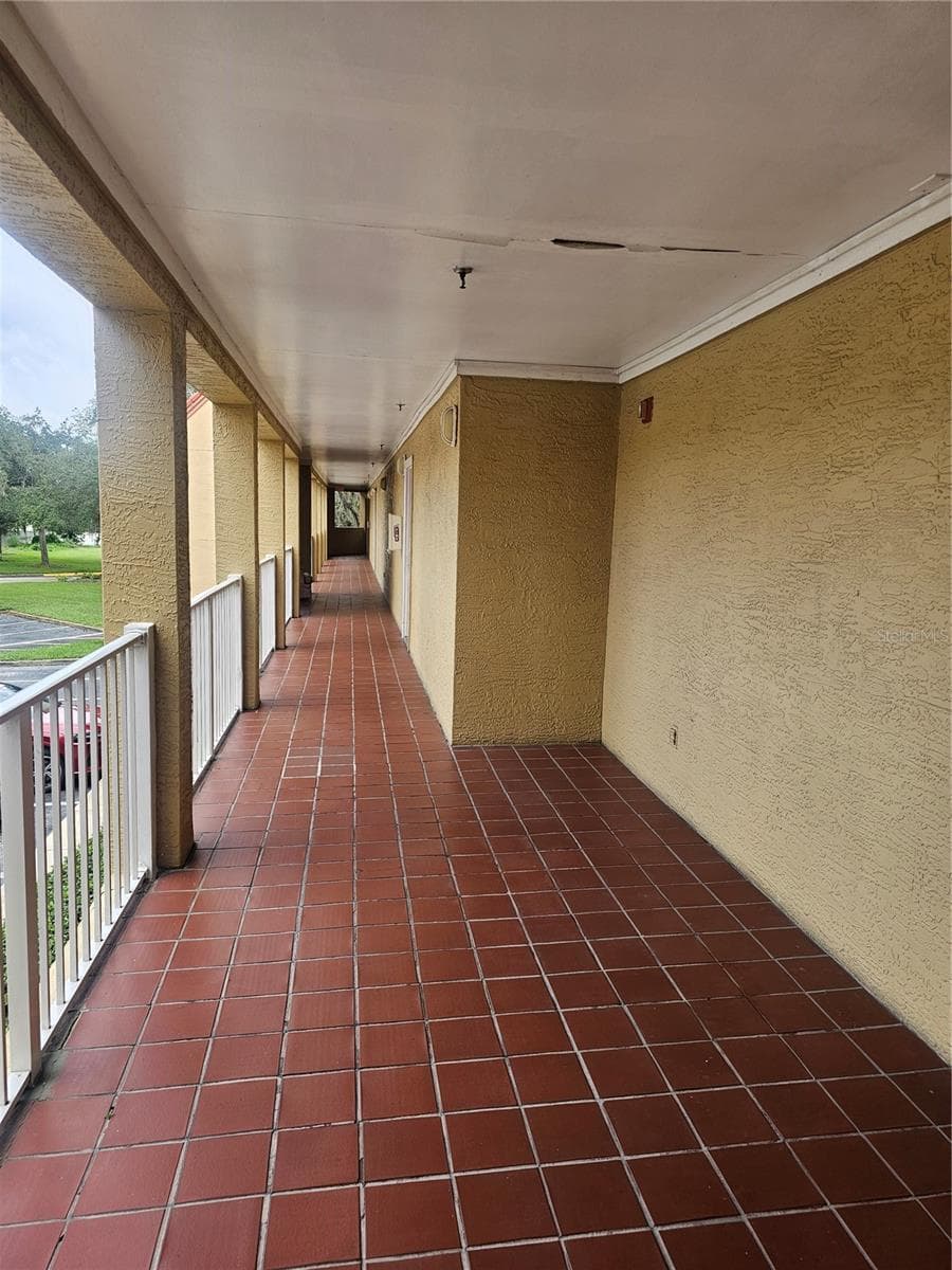 Condo - Hotel at 6402 PARC CORNICHE DR #5204, ORLANDO, photo 4 of 25