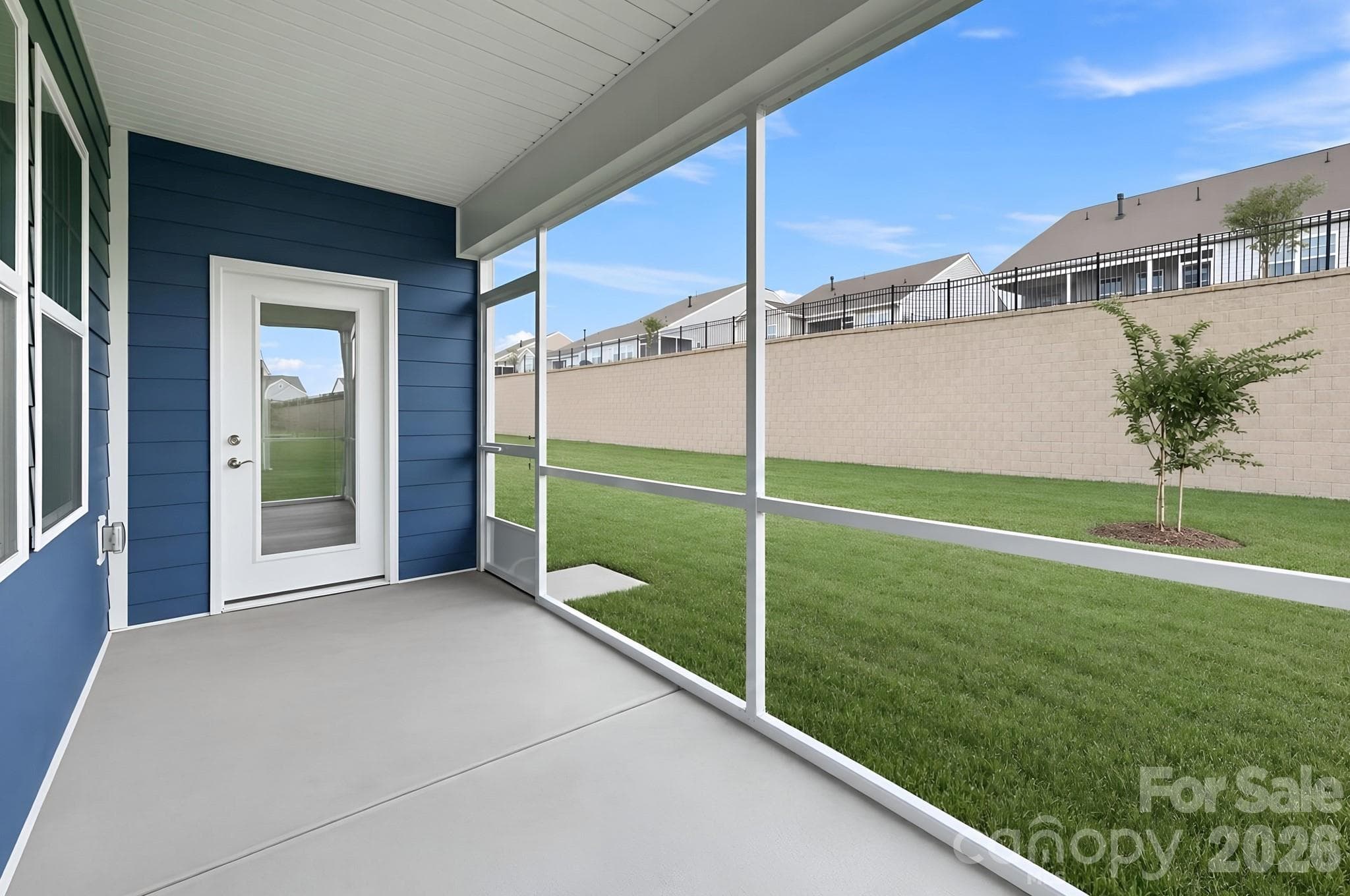 Single Family Residence at 5343 Redbud Road, Lancaster, photo 4 of 37