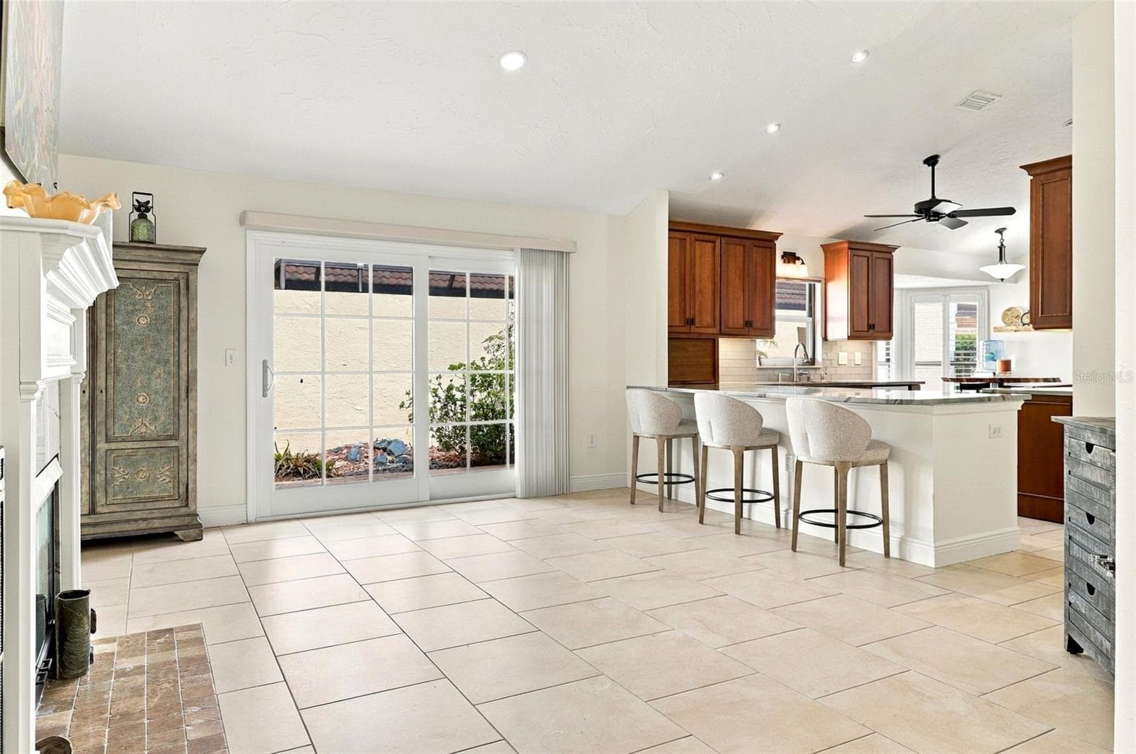 Villa at 4848 TIVOLI AVE, SARASOTA, photo 14 of 65