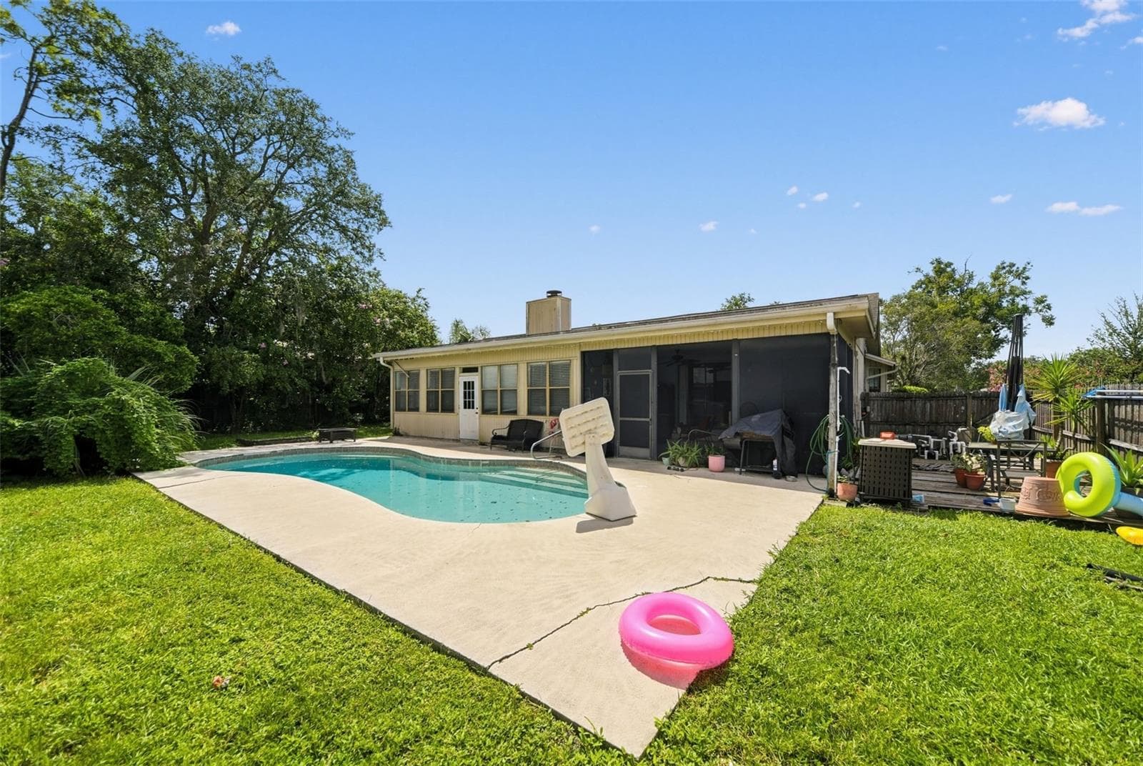 Single Family Residence at 812 MARAVAL CT, LONGWOOD, photo 4 of 33