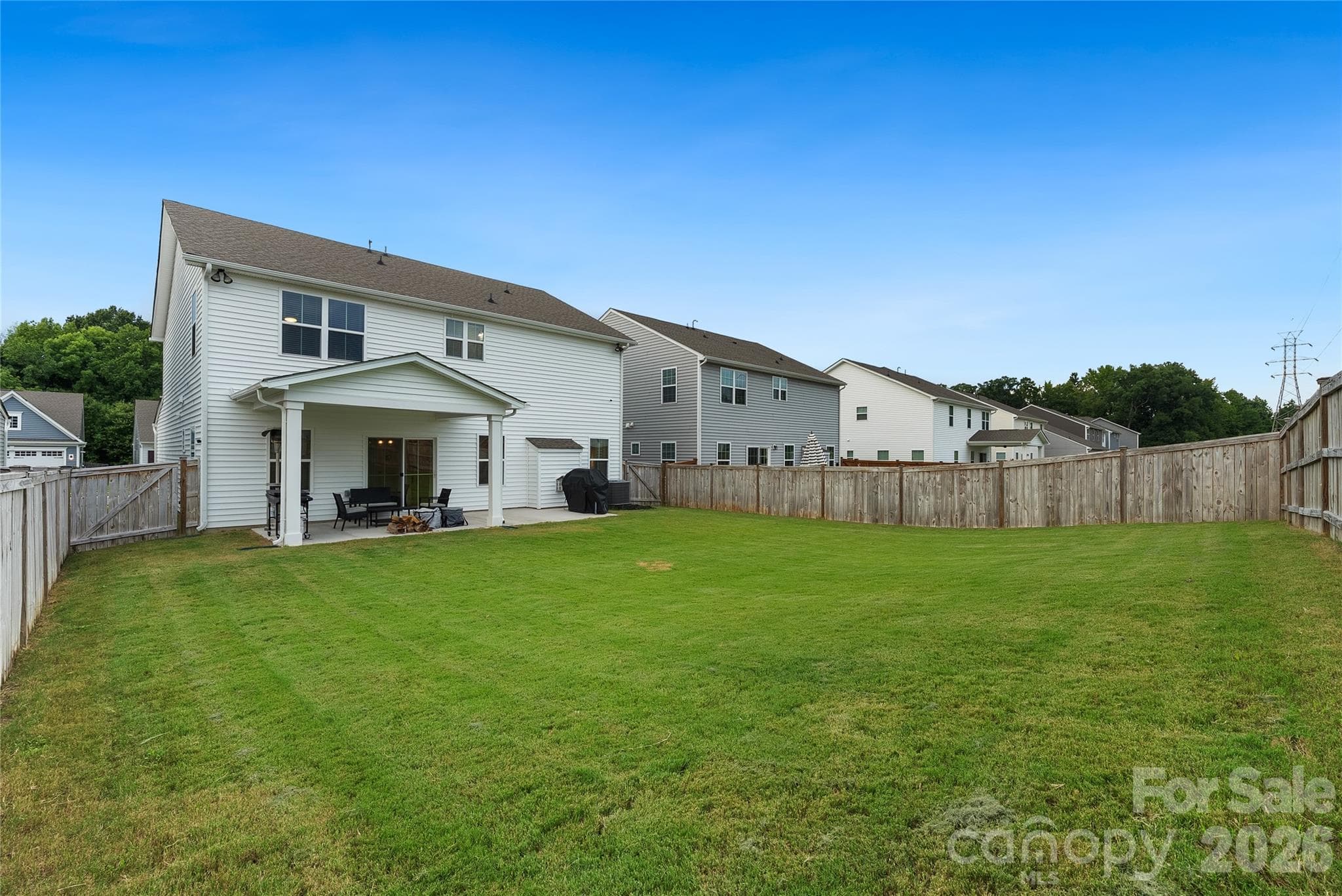 Single Family Residence at 1128 Ryan Meadow Drive, Monroe, photo 4 of 42