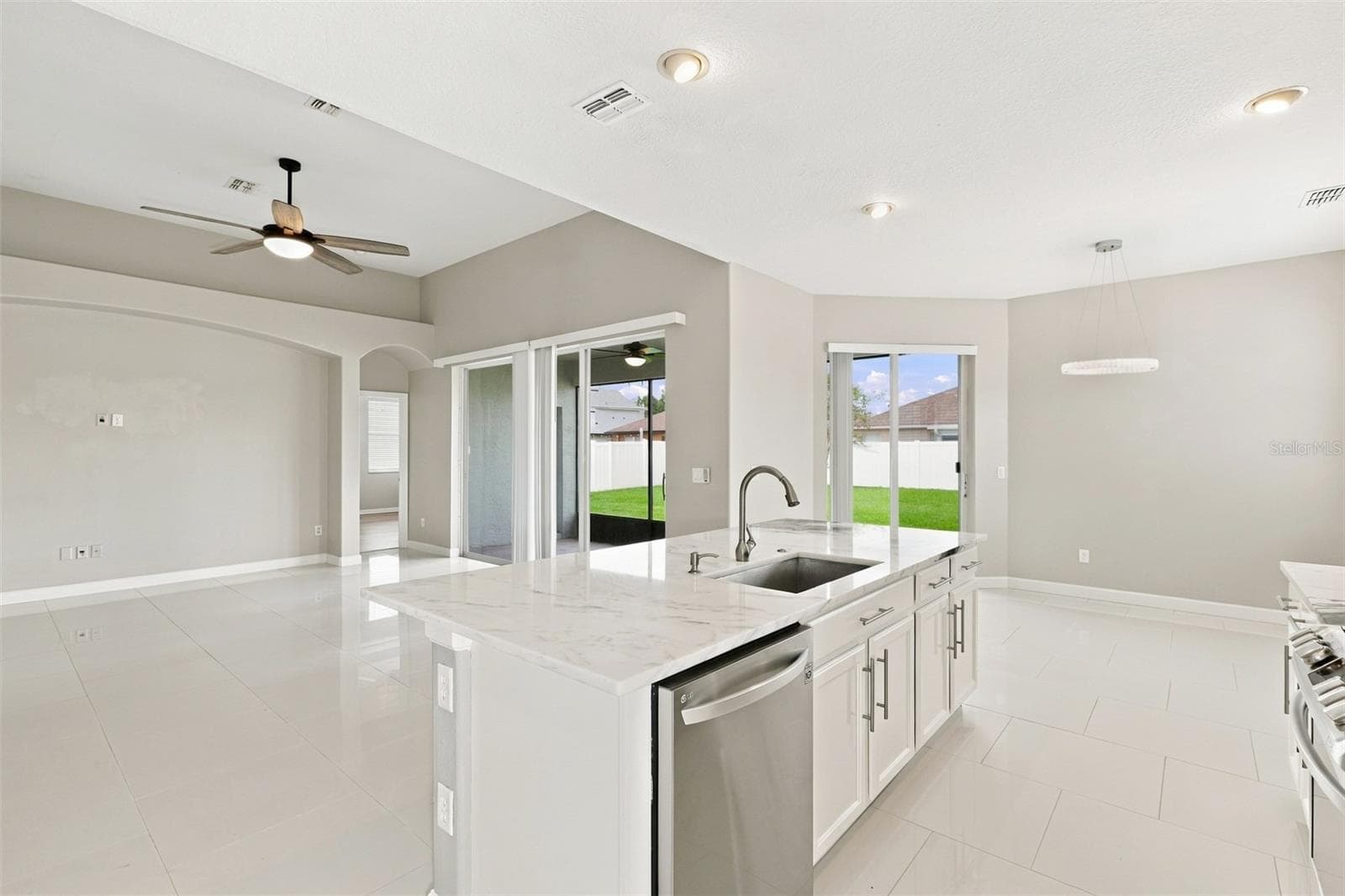 Single Family Residence at 1028 APPIAN PL, WESLEY CHAPEL, photo 22 of 43
