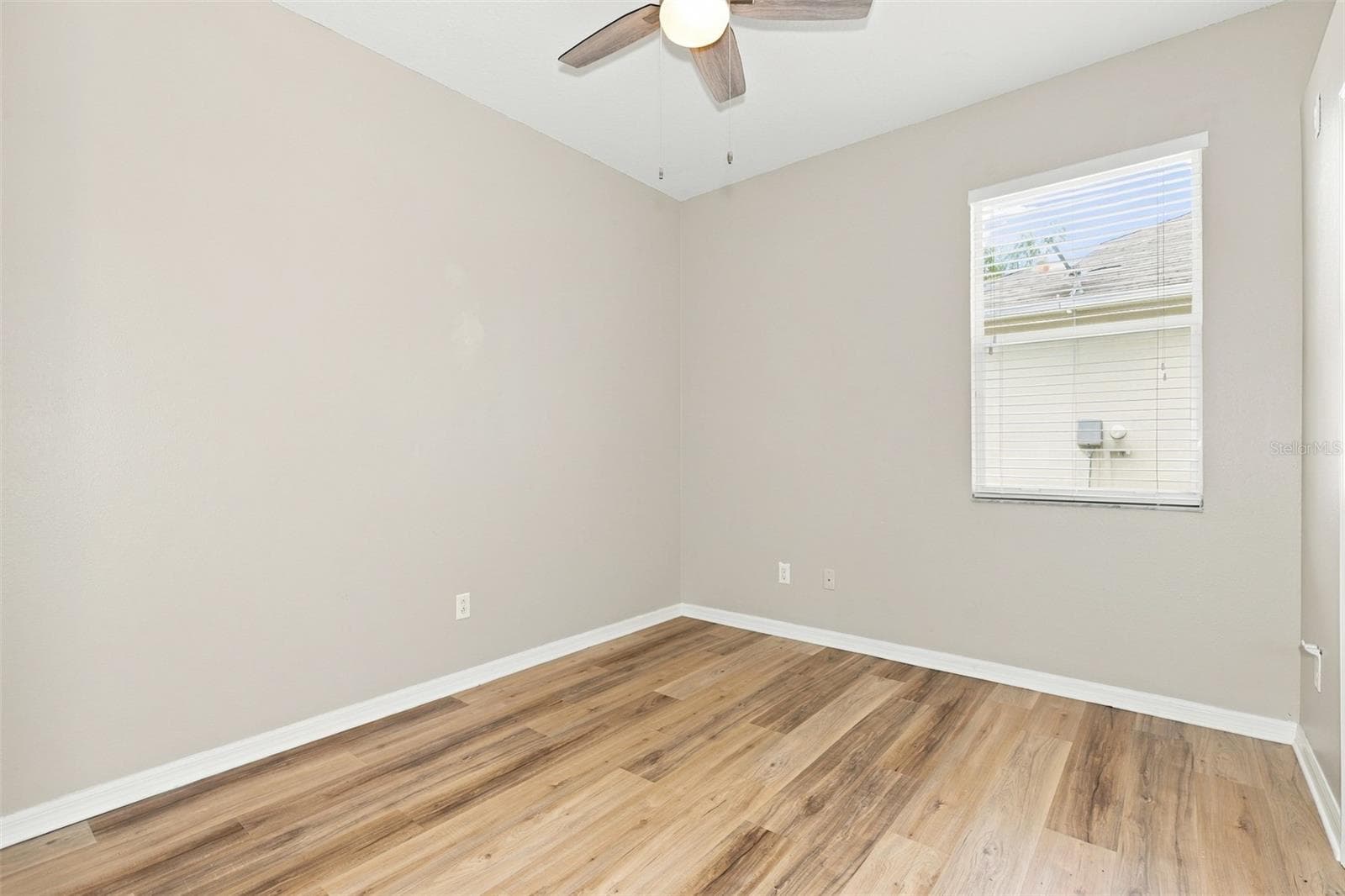 Single Family Residence at 1028 APPIAN PL, WESLEY CHAPEL, photo 35 of 43