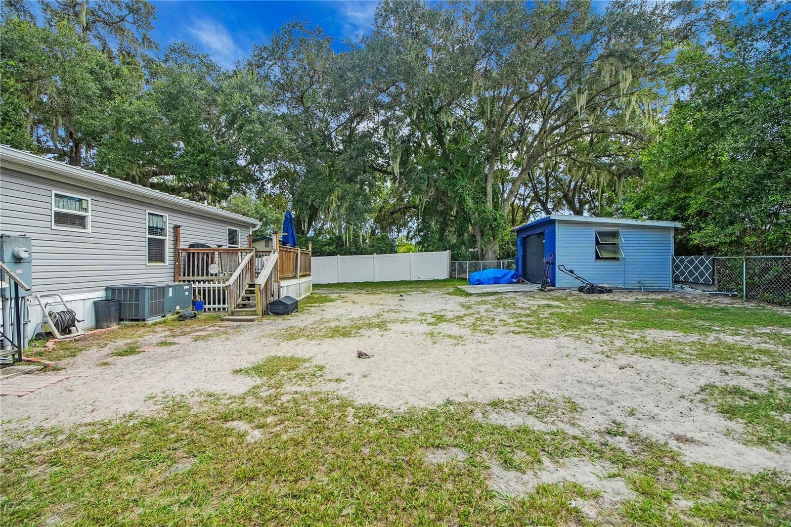 Manufactured Home at 15068 SE 105TH AVE, SUMMERFIELD, photo 19 of 36