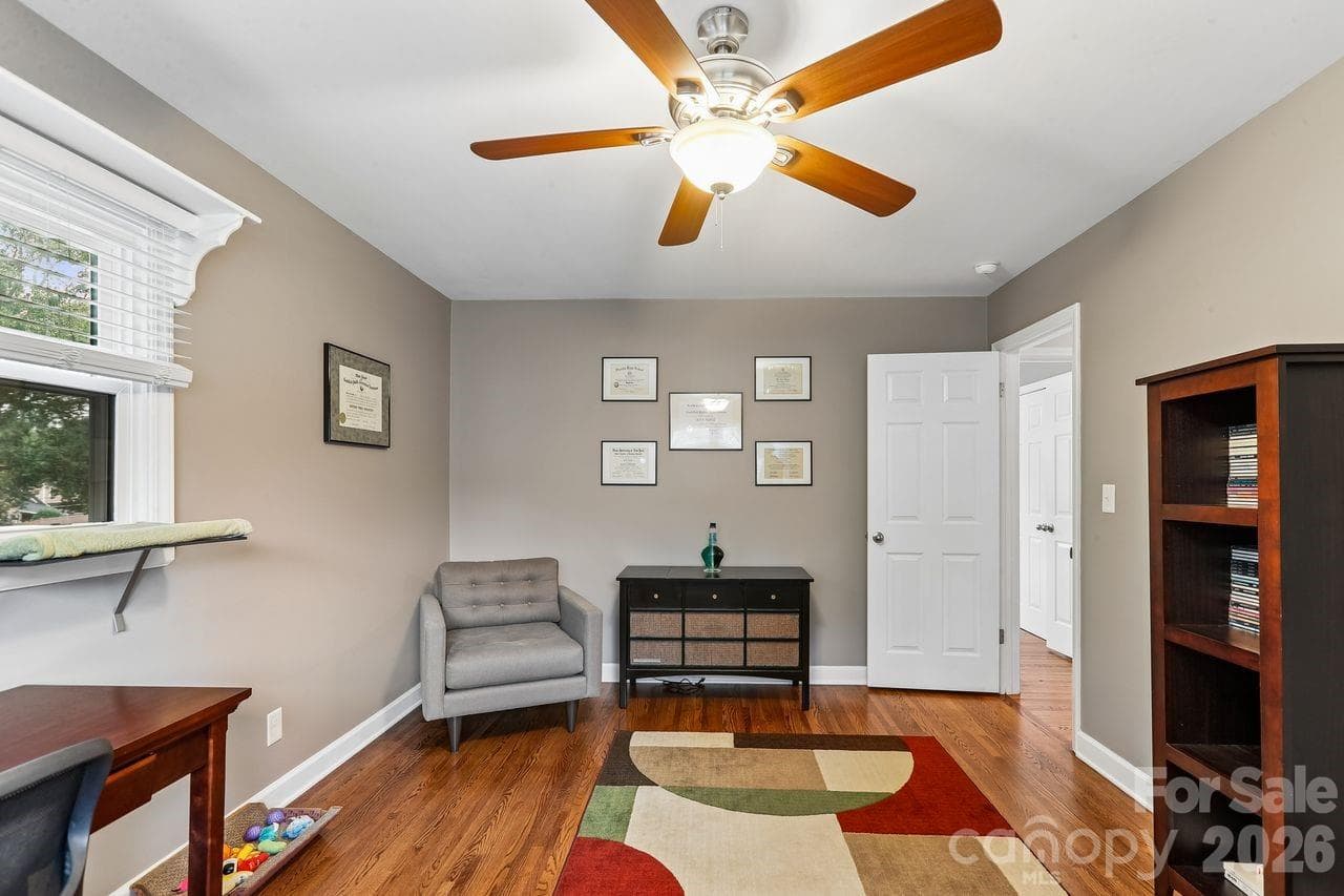 Bedroom - 122 Chanticleer Court, Charlotte