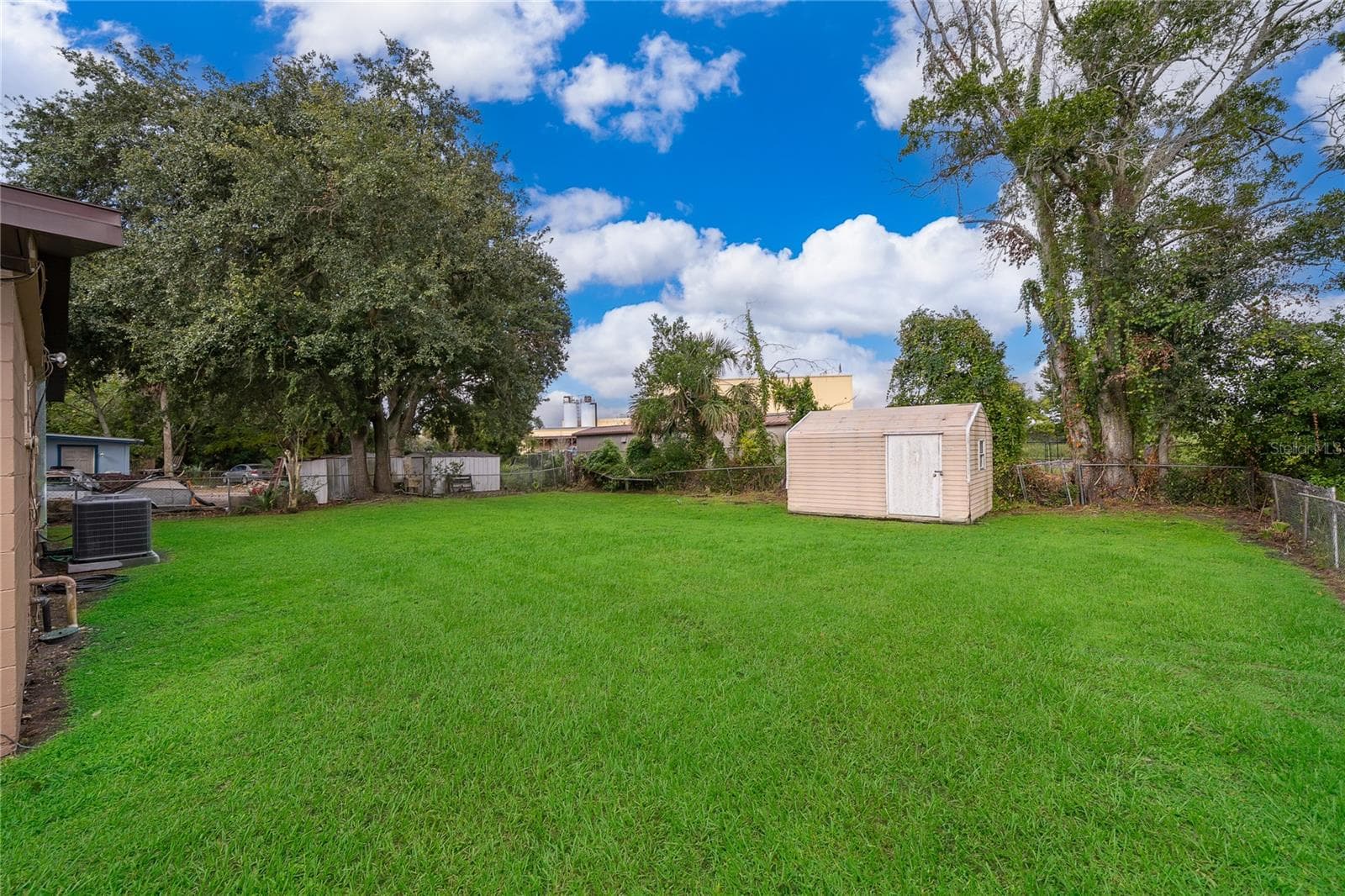 Huge Back Yard with Storage Building - 168 COUNTRY CLUB CIR, SANFORD