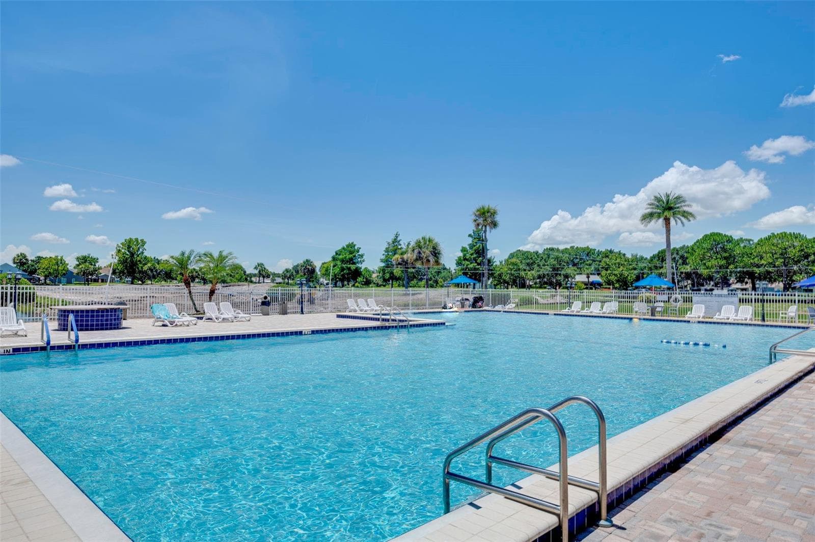 Condominium at 6126 SUNNYVALE DR #2303, ORLANDO, photo 13 of 48
