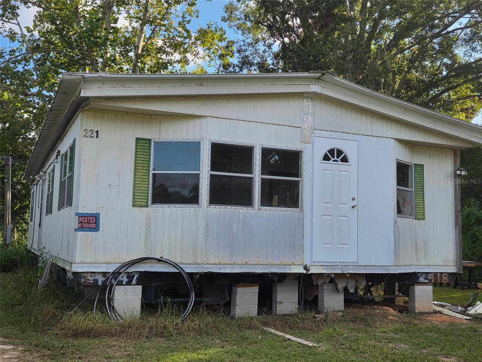 Manufactured Home at 3402 SE 146TH PL, SUMMERFIELD, photo 2 of 22