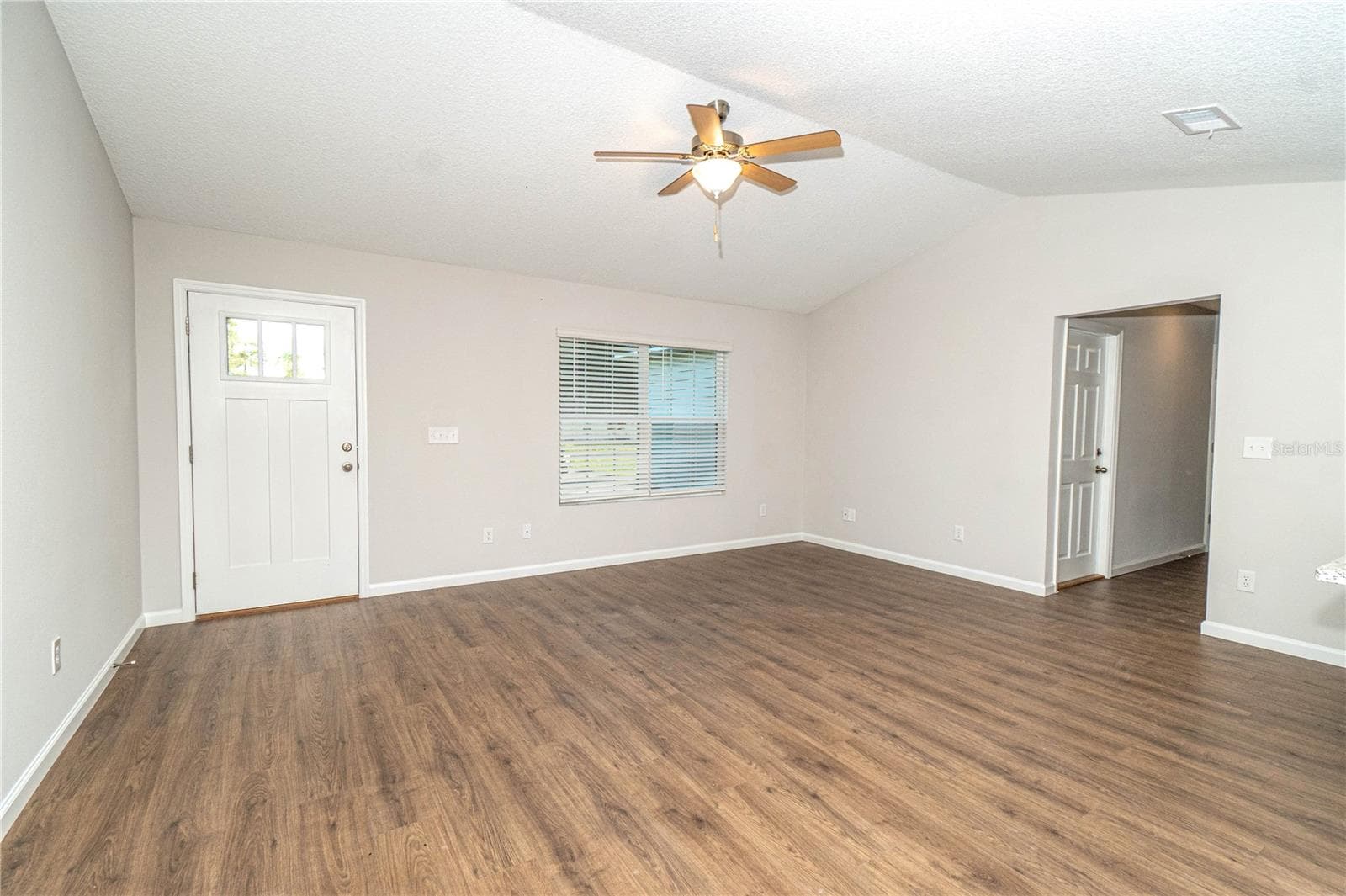Single Family Residence at 451 NORTH BLVD E, MACCLENNY, photo 7 of 39