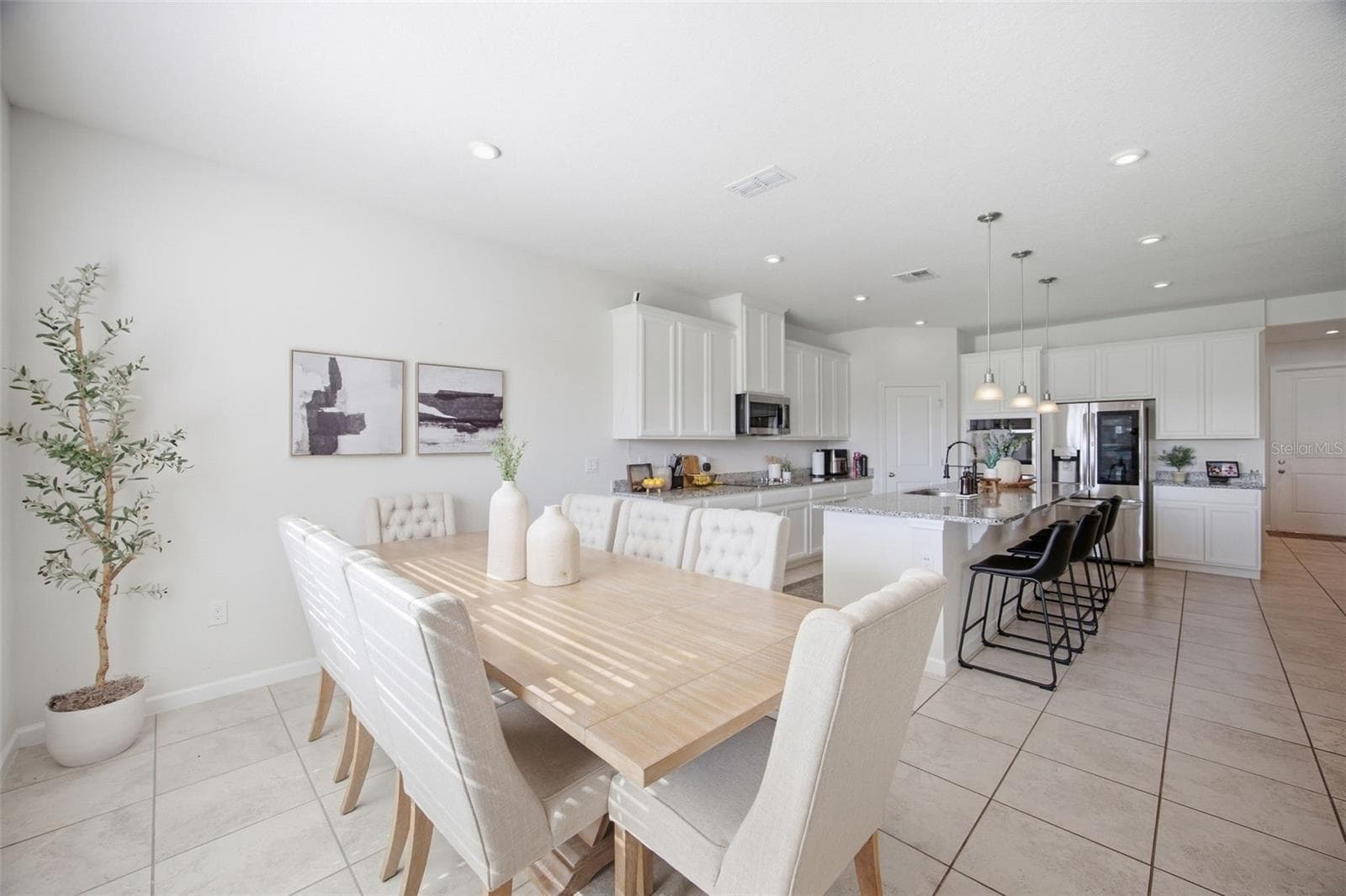 Single Family Residence at 264 SIESTA VISTA CT, DAVENPORT, photo 10 of 39