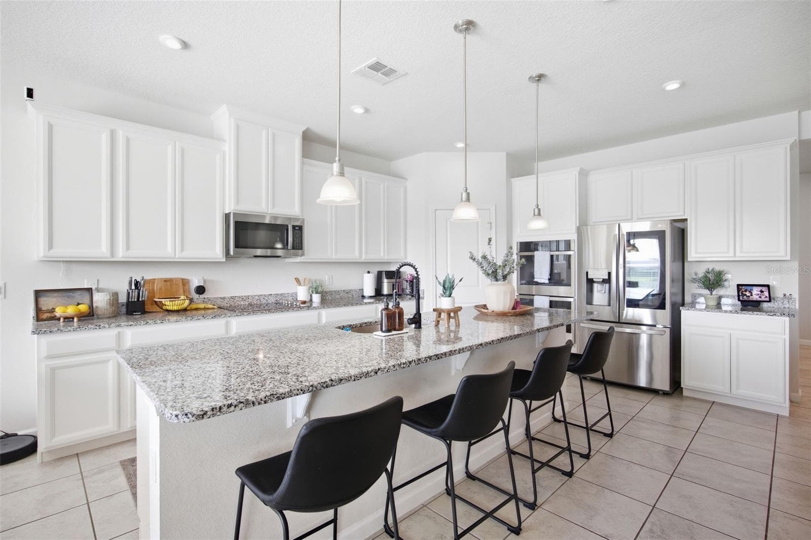 Single Family Residence at 264 SIESTA VISTA CT, DAVENPORT, photo 11 of 39