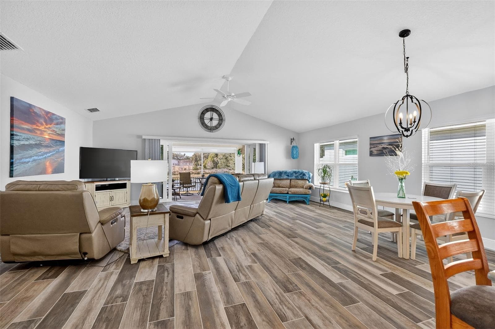 Villa at 5546 COTTRELL CT, THE VILLAGES, photo 15 of 39