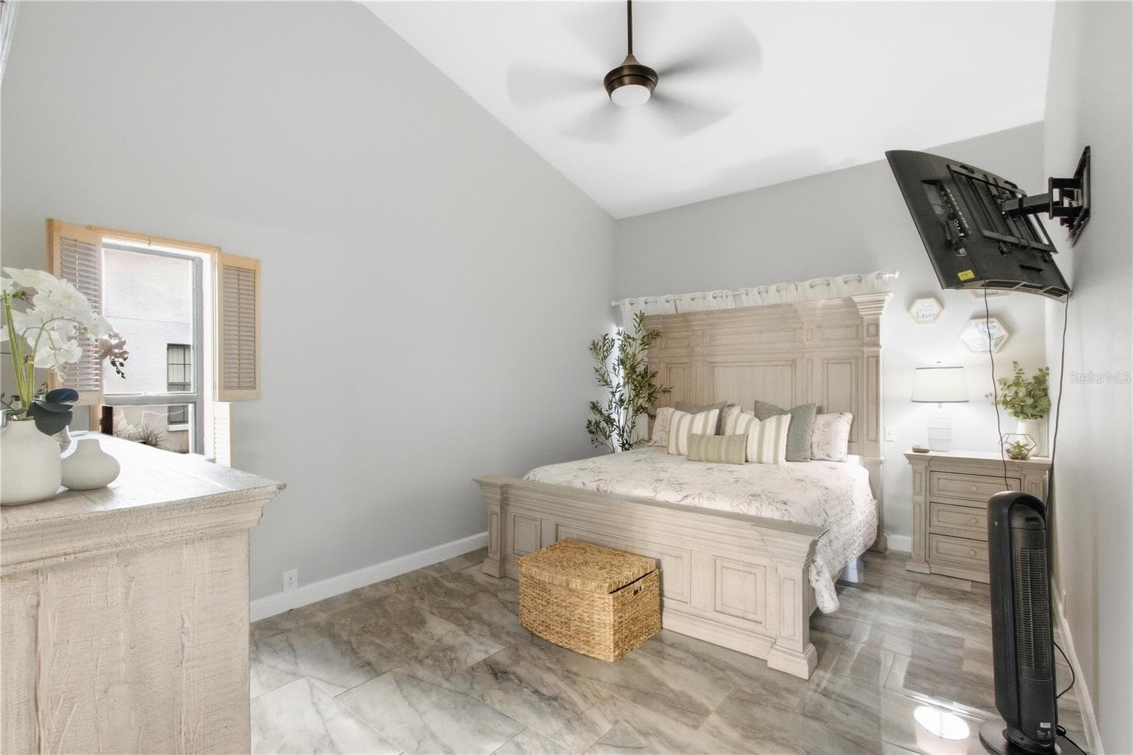 Single Family Residence at 2621 BRIDLE DR, PLANT CITY, photo 11 of 44