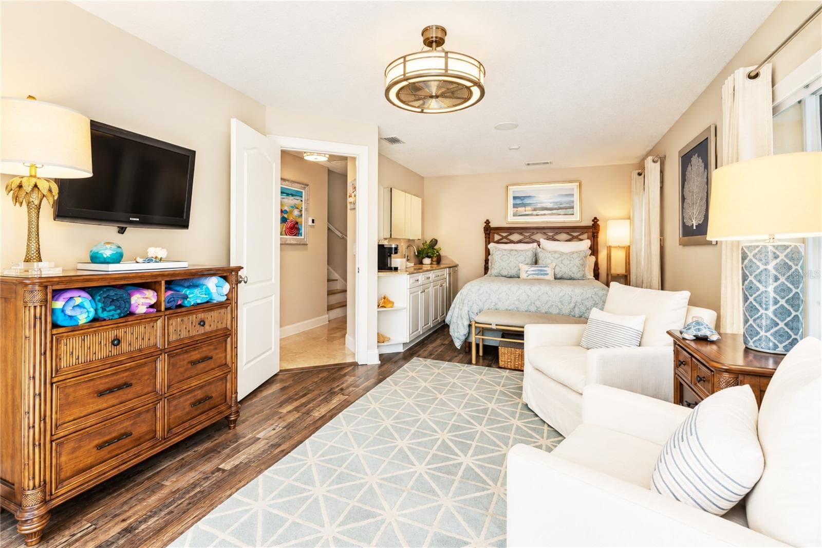 Guest Retreat with Wet Bar - 3399 N OCEAN SHORE BLVD, FLAGLER BEACH