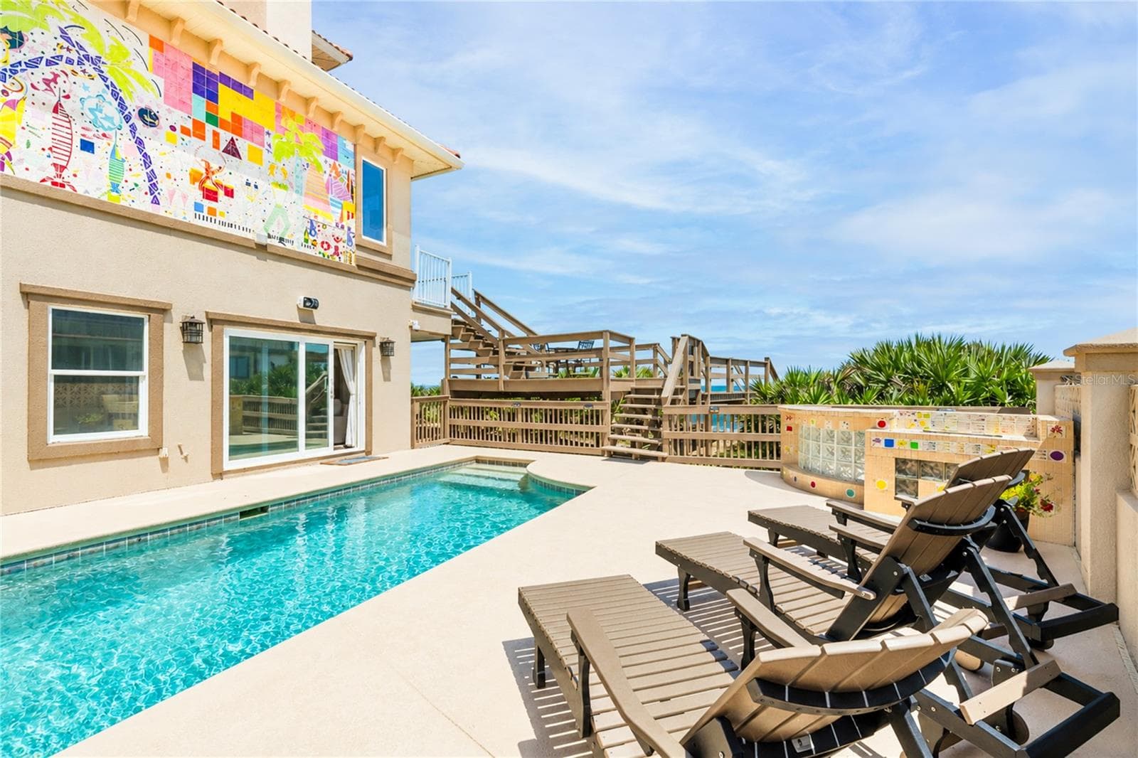 Poolside Retreat with Bar, Sun Loungers & Private Beach Access - 3399 N OCEAN SHORE BLVD, FLAGLER BEACH