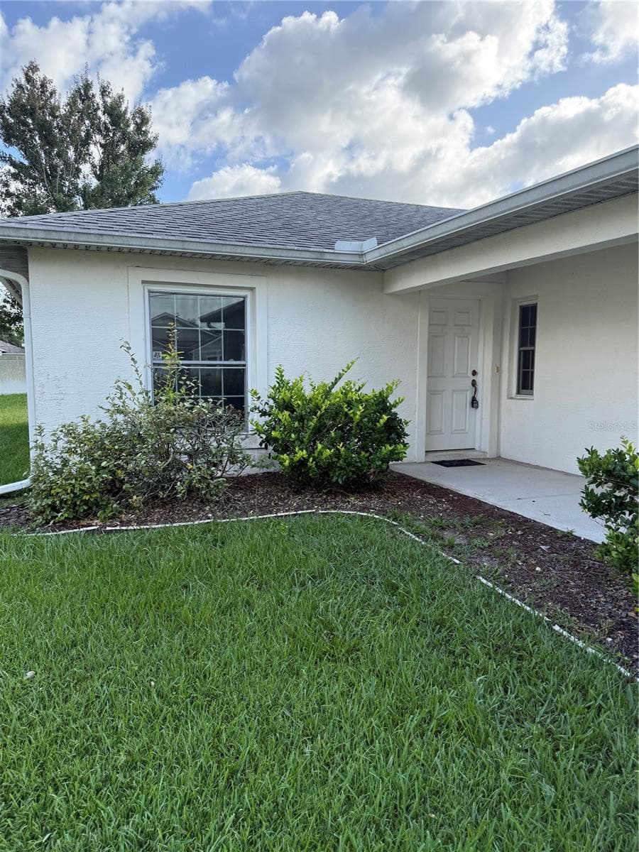 Single Family Residence at 32 RAELAND LN, PALM COAST, photo 10 of 24